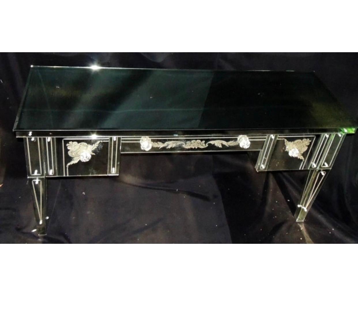 Belle Époque Wonderful Vintage Venetian Antique Etched Mirrored Lucite Vanity Ladies Desk