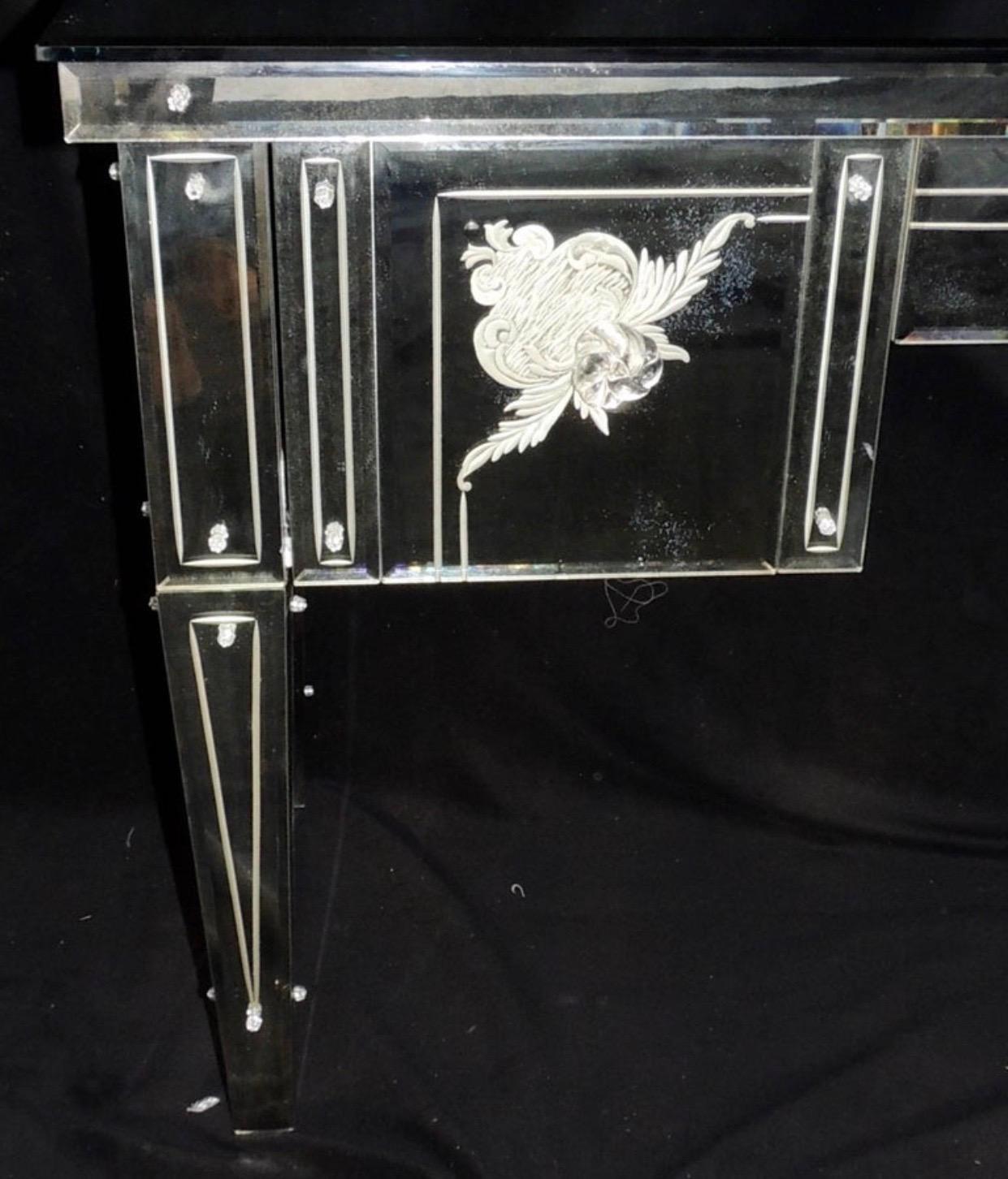 Italian Wonderful Vintage Venetian Antique Etched Mirrored Lucite Vanity Ladies Desk