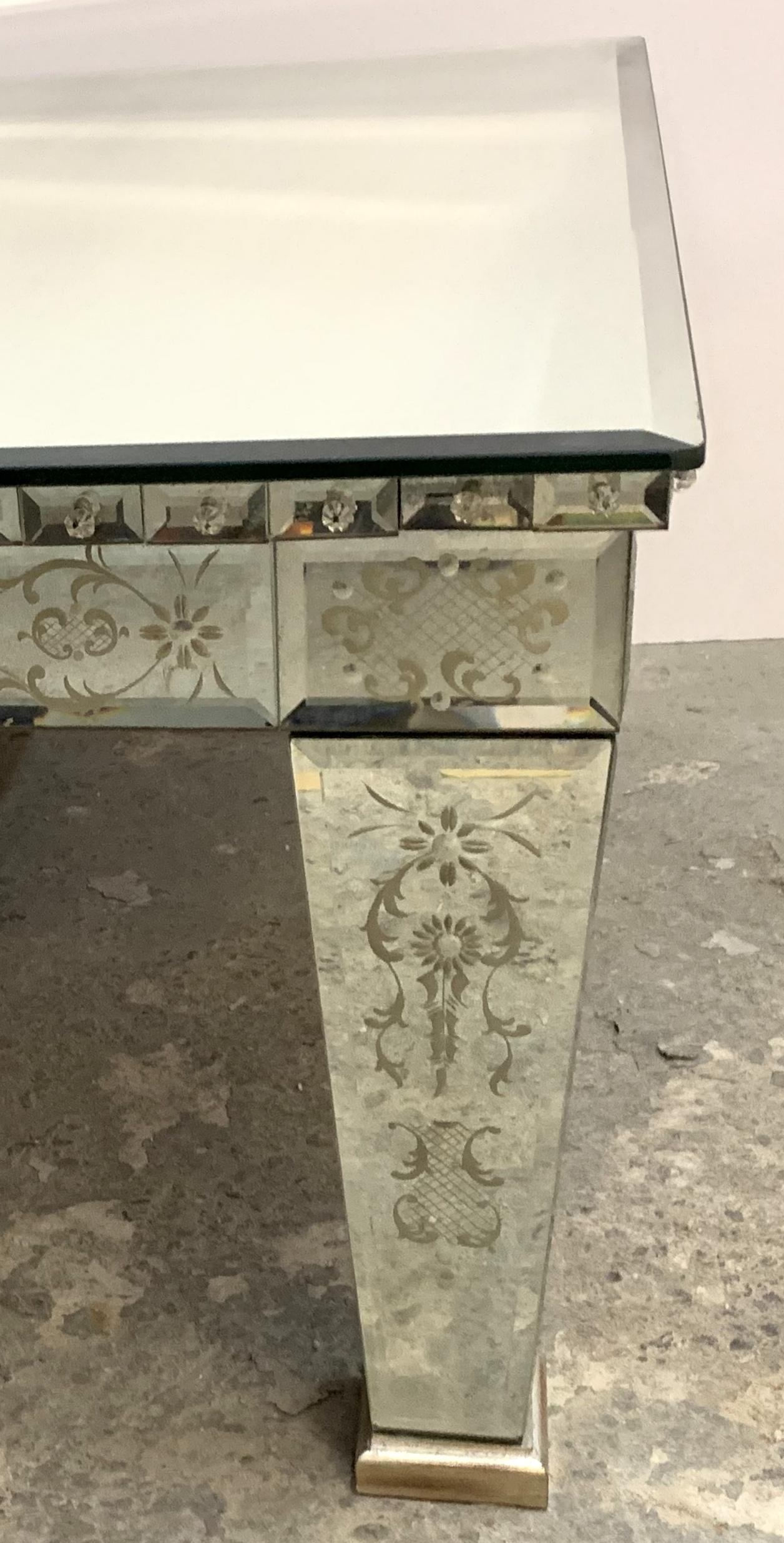 Wonderful Vintage Venetian Etched Mirrored Italian Coffee/Cocktail Large Table 3