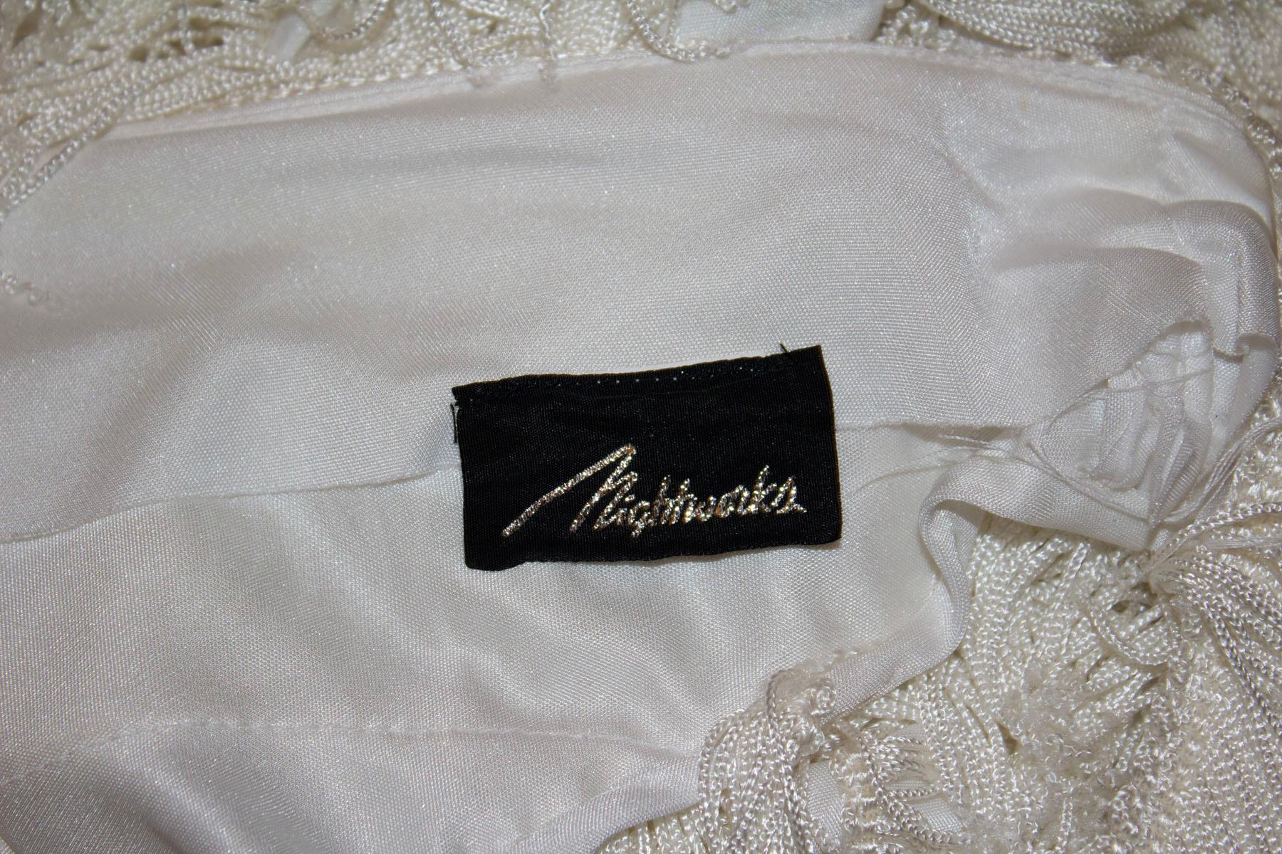 Wonderful Vintage White Fringed Flapper Dress For Sale 1