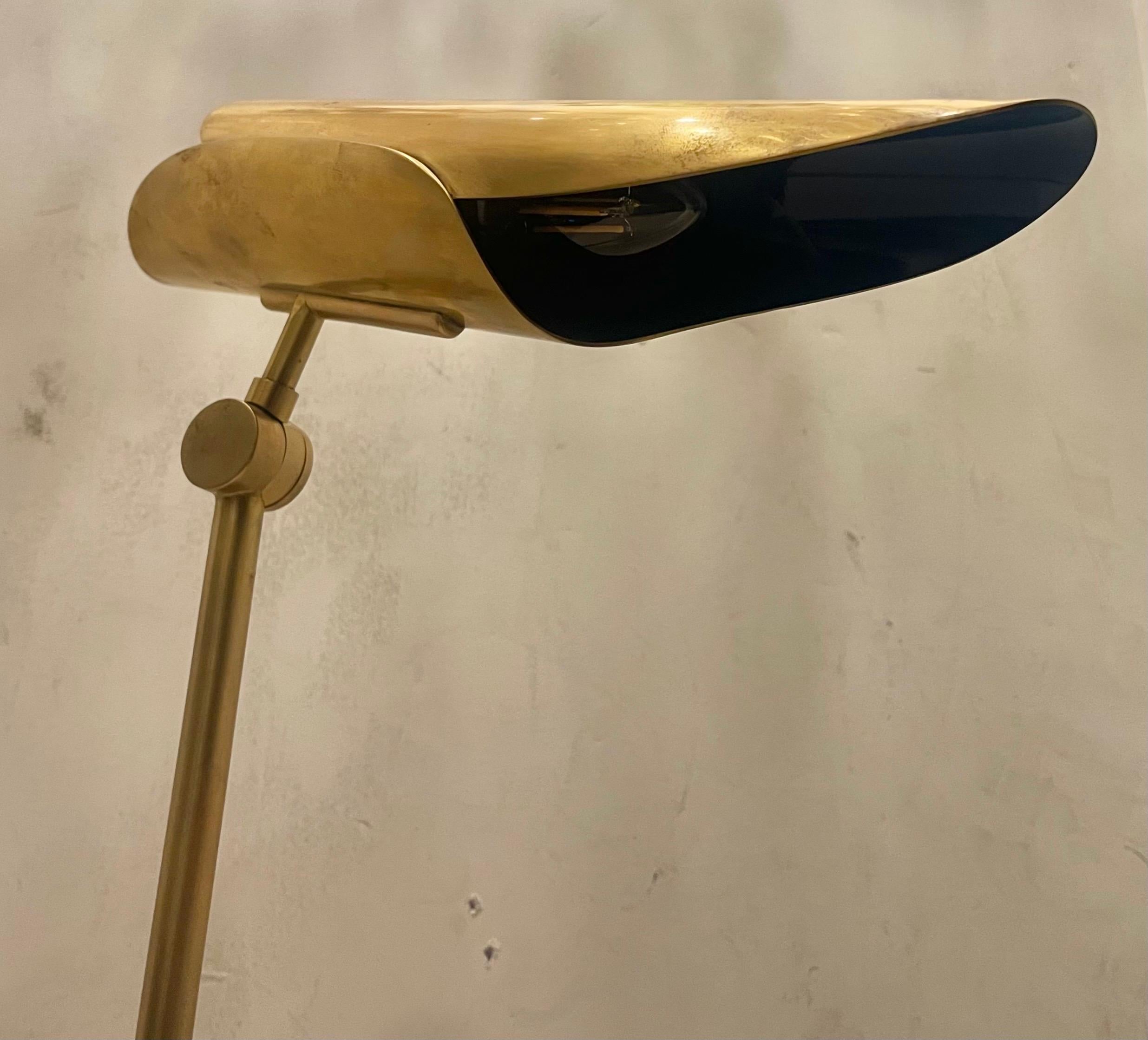 Wundervoller Visual Comfort Weichmessing  Blaue Champalimaud Flore Schreibtischlampe Signatur (Moderne) im Angebot
