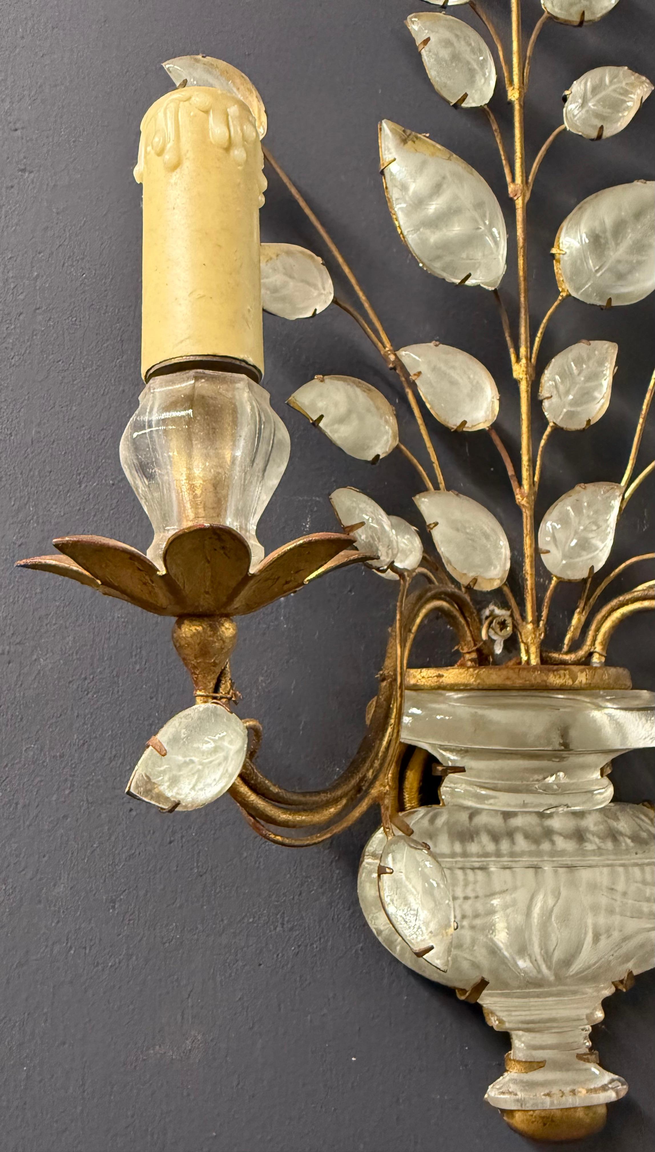 Wunderschöne Wandleuchter von Maison Bagues (Hollywood Regency) im Angebot