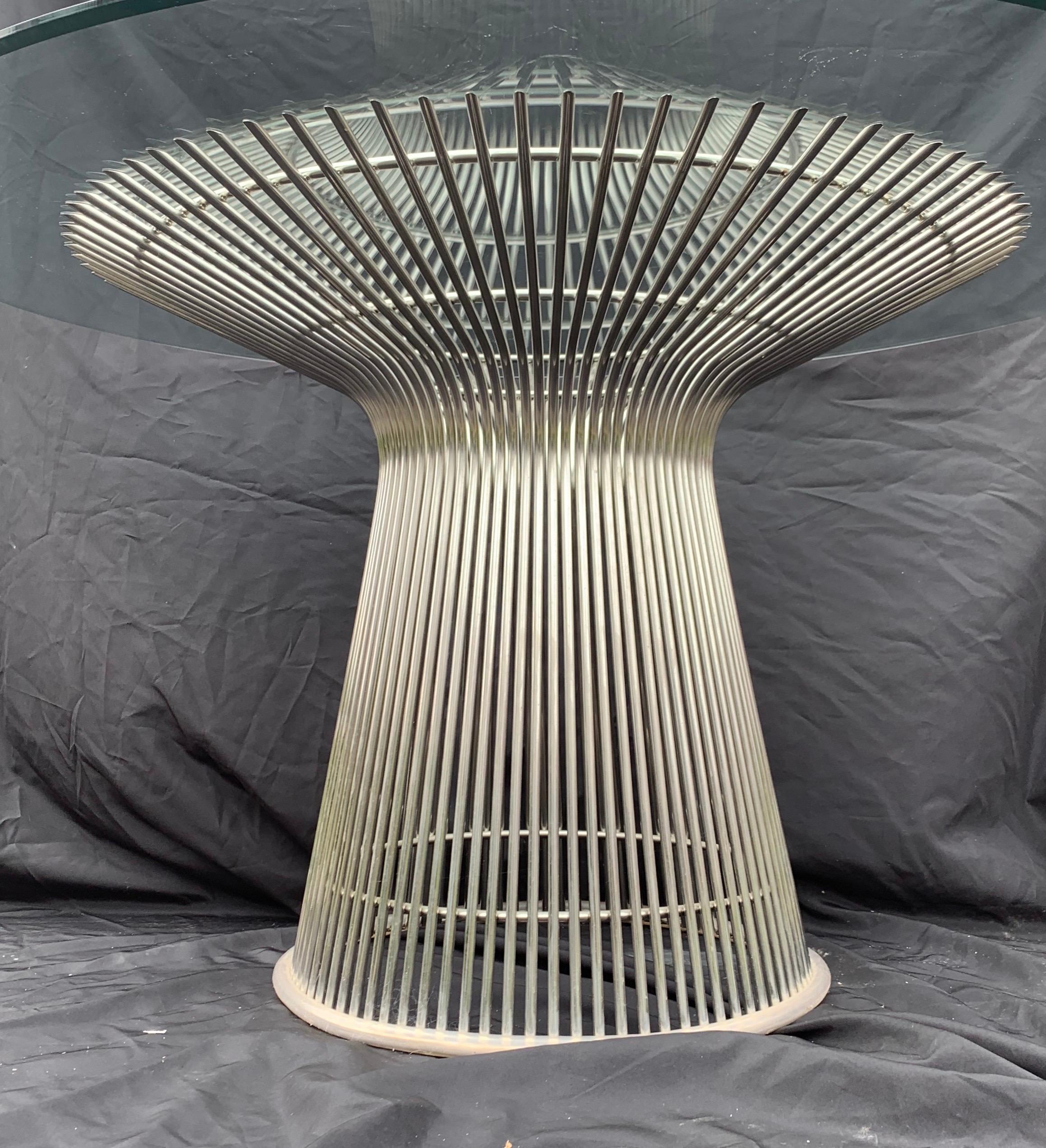 warren round dining table