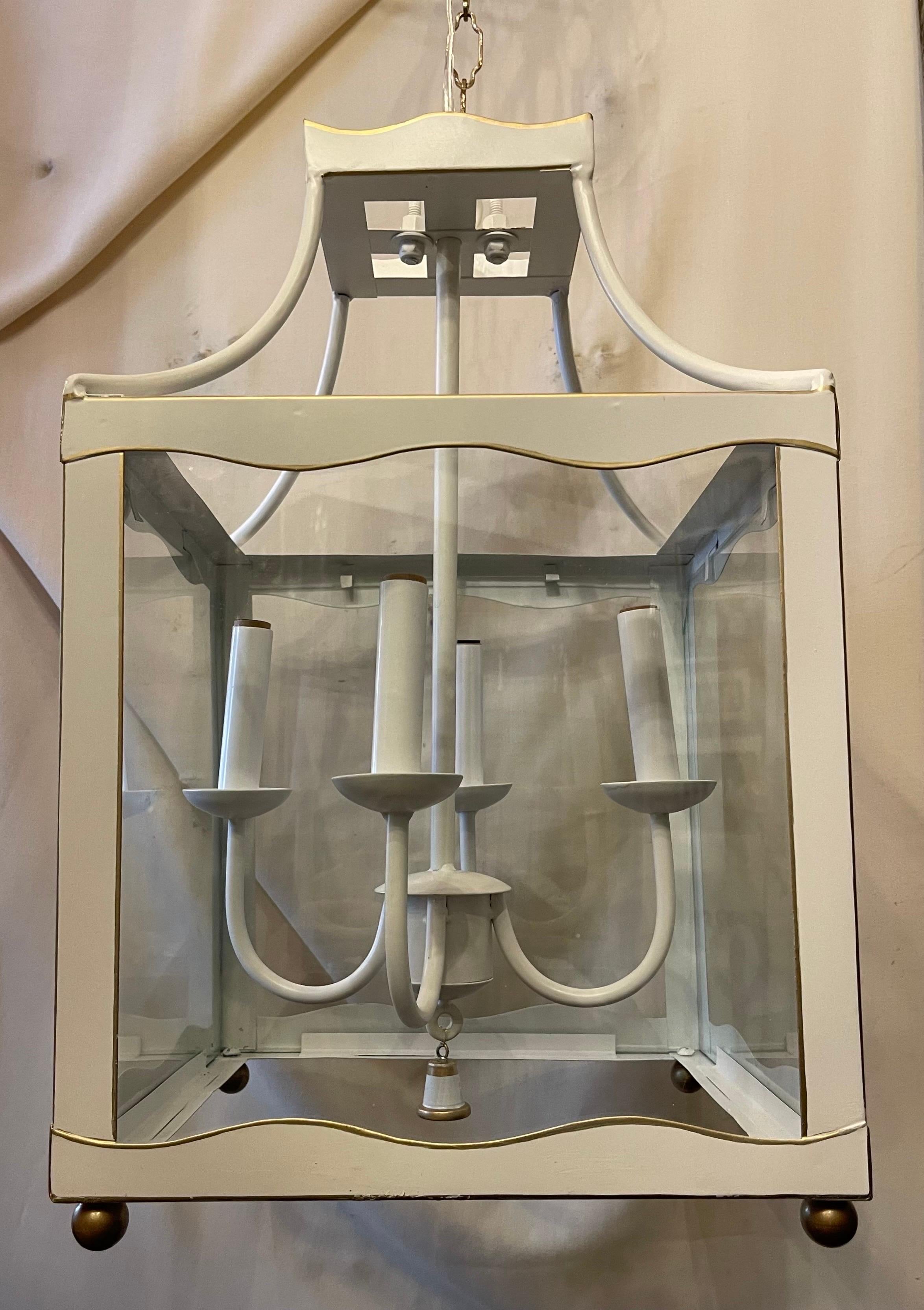 Italian Wonderful White & Gold Trim Tole Pagoda Chinoiserie Lantern Fixture Chandelier For Sale