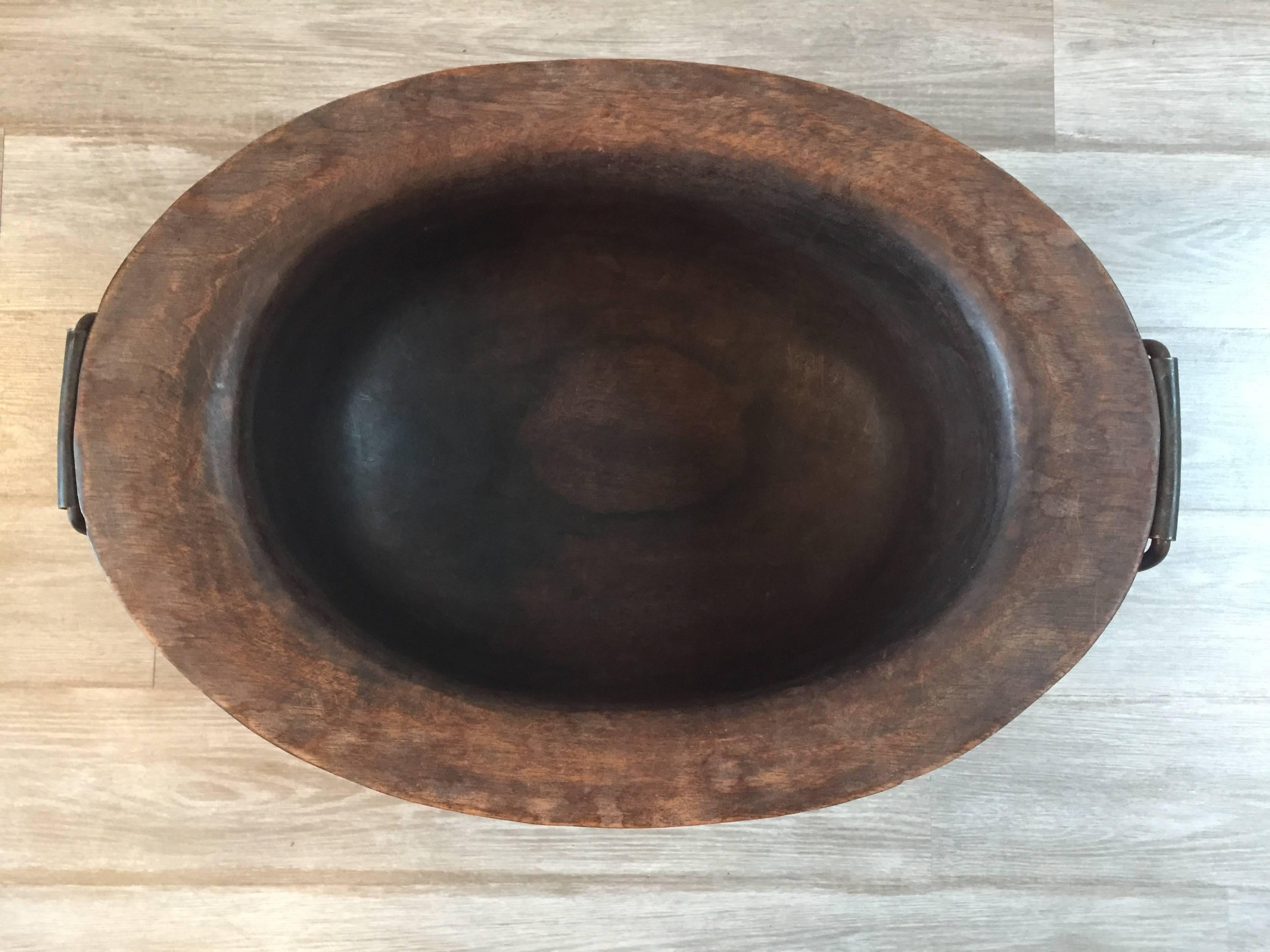 oval wood bowl