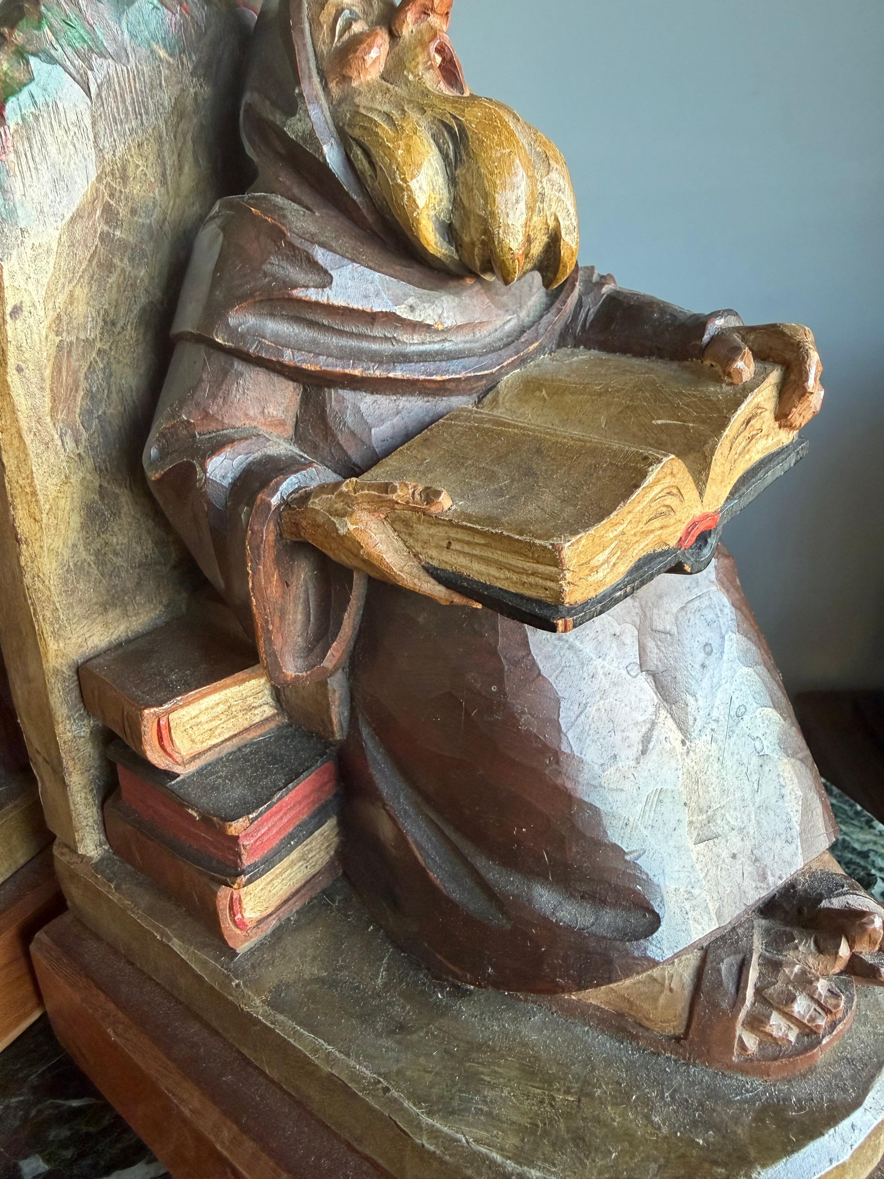 Paire de serre-livres merveilleusement expressifs, décoratifs, pratiques et pleins de caractère en vente 3