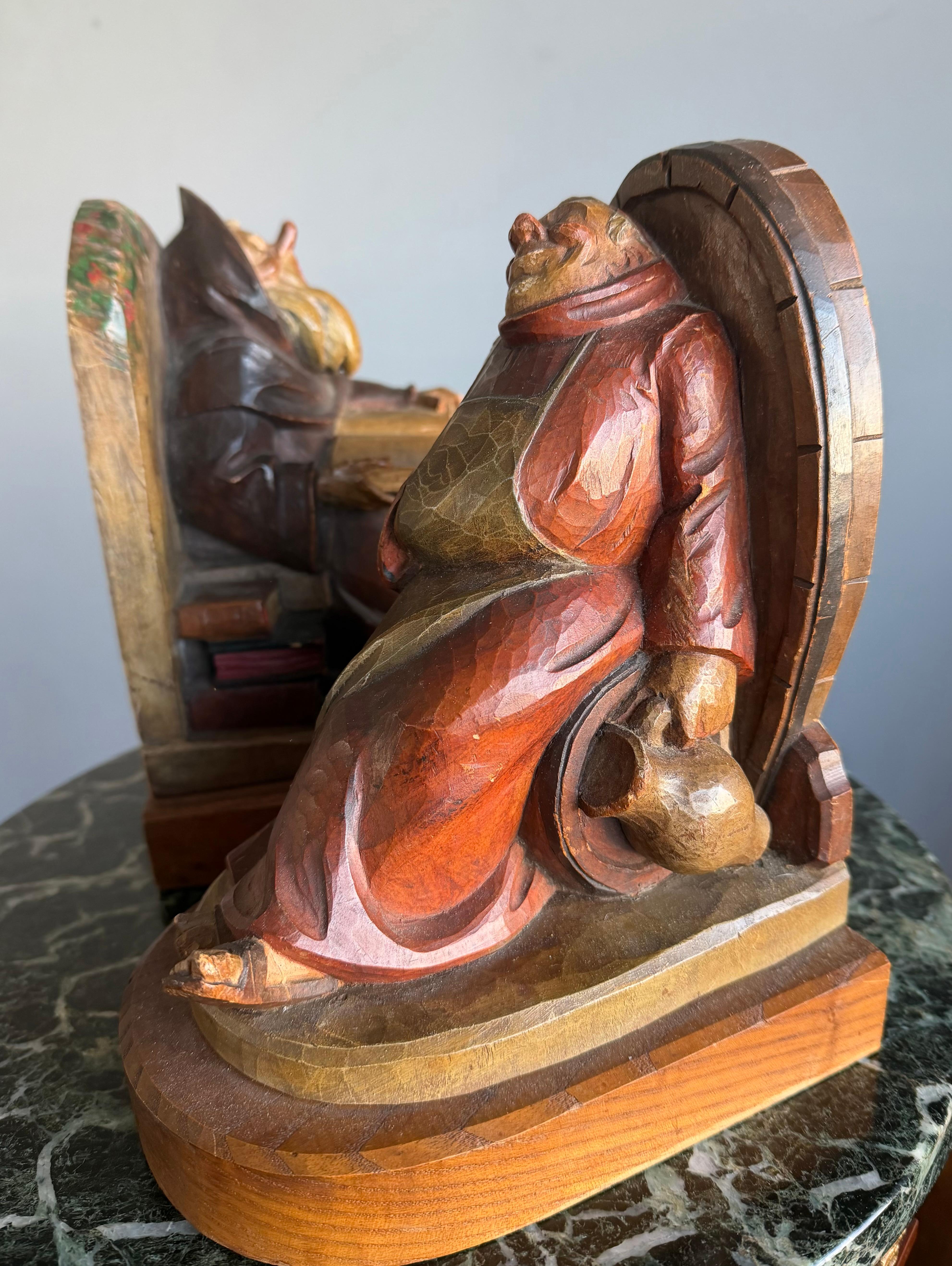 20ième siècle Paire de serre-livres merveilleusement expressifs, décoratifs, pratiques et pleins de caractère en vente