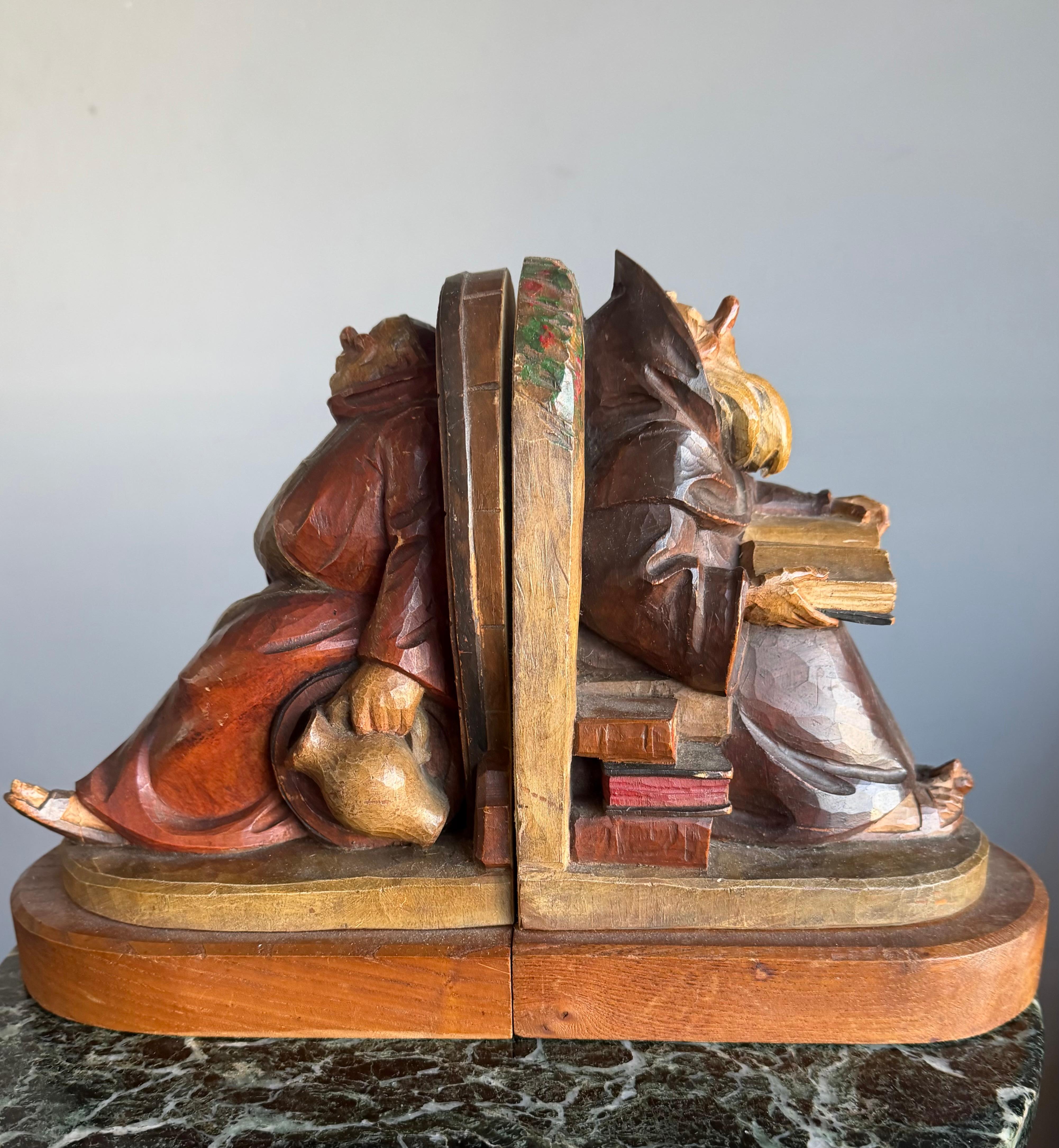 Paire de serre-livres merveilleusement expressifs, décoratifs, pratiques et pleins de caractère en vente 1