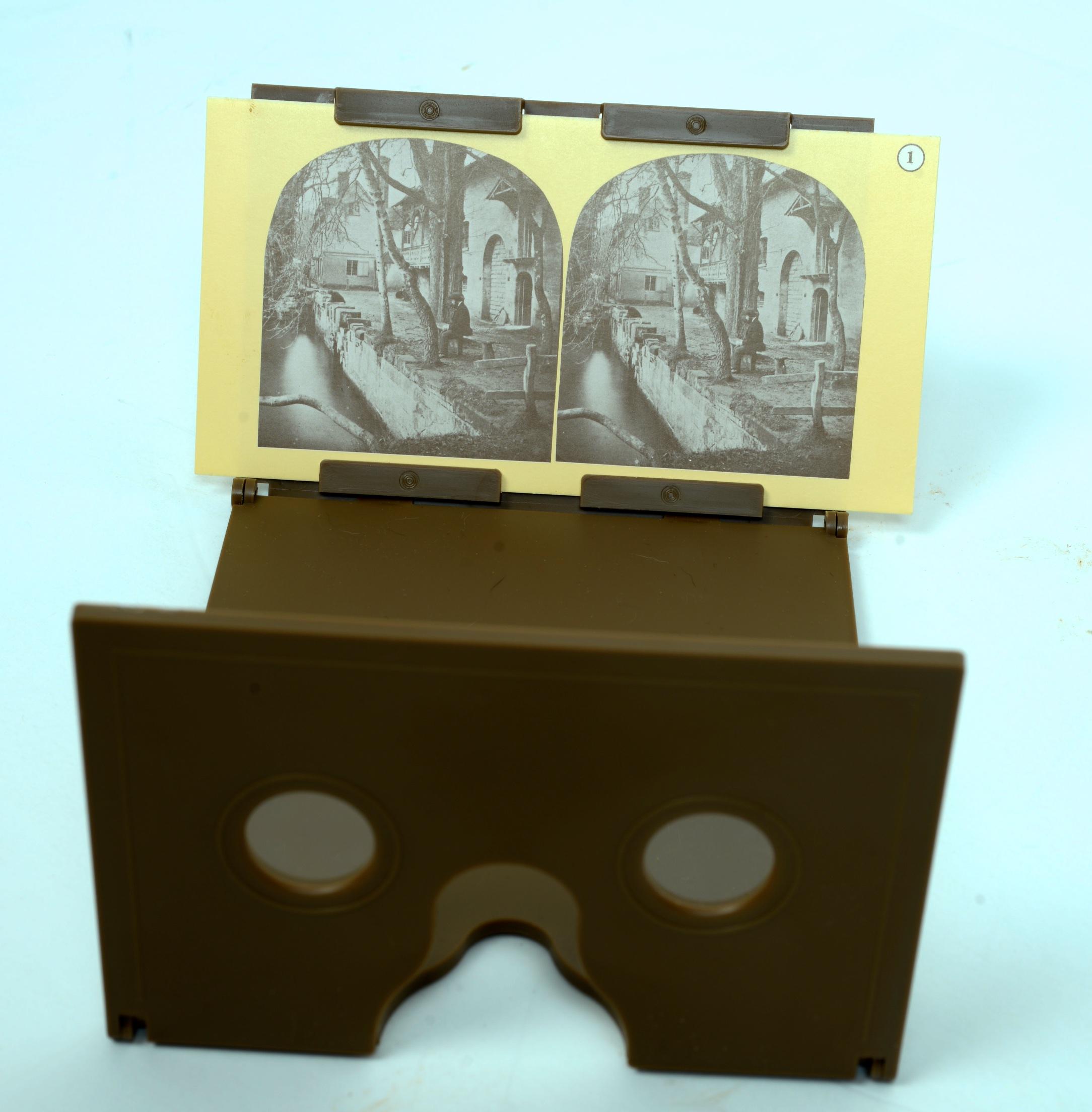 Wonders of the Stereoscope, by John Jones, 1st Edition In Good Condition For Sale In valatie, NY