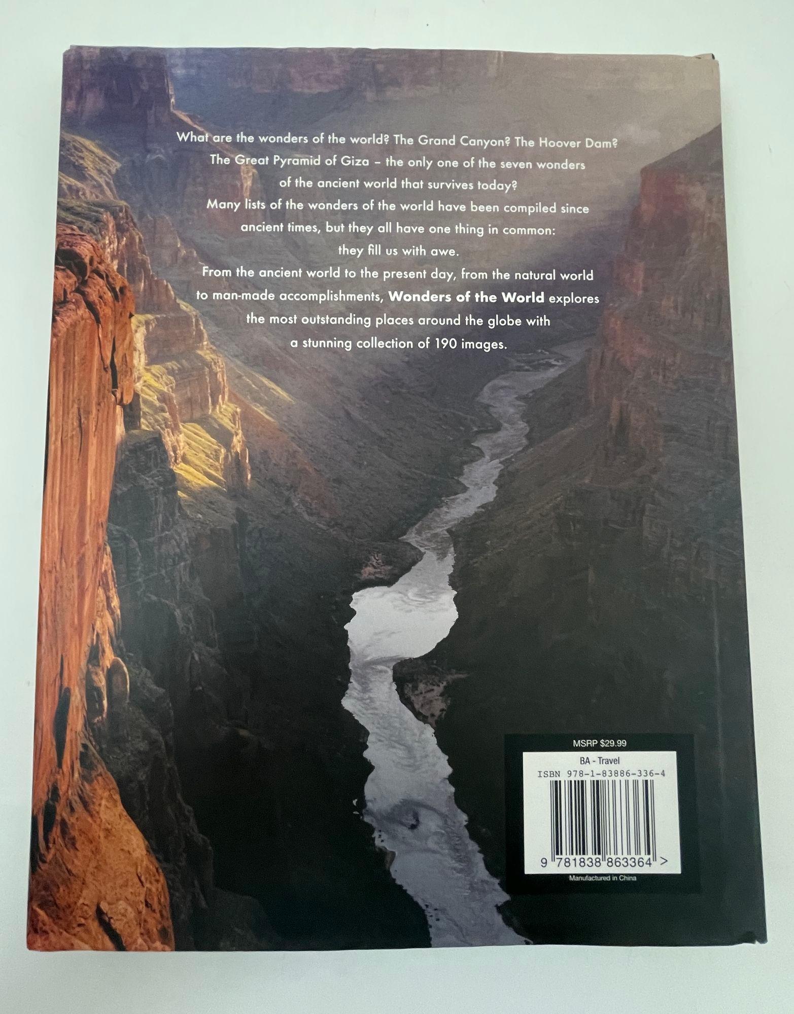 Néoclassique Merveilles du monde à couverture rigide de Claudia Martin en vente