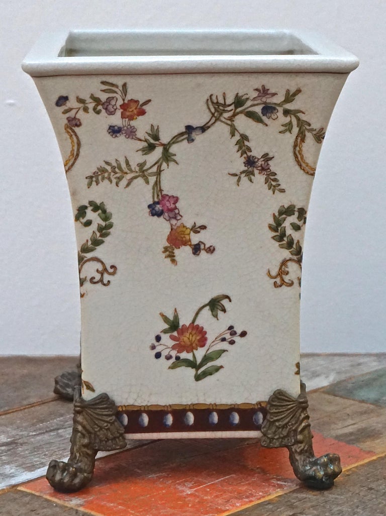 Wong Lee 1895 Chinese Porcelain Hand Painted Vase in the French