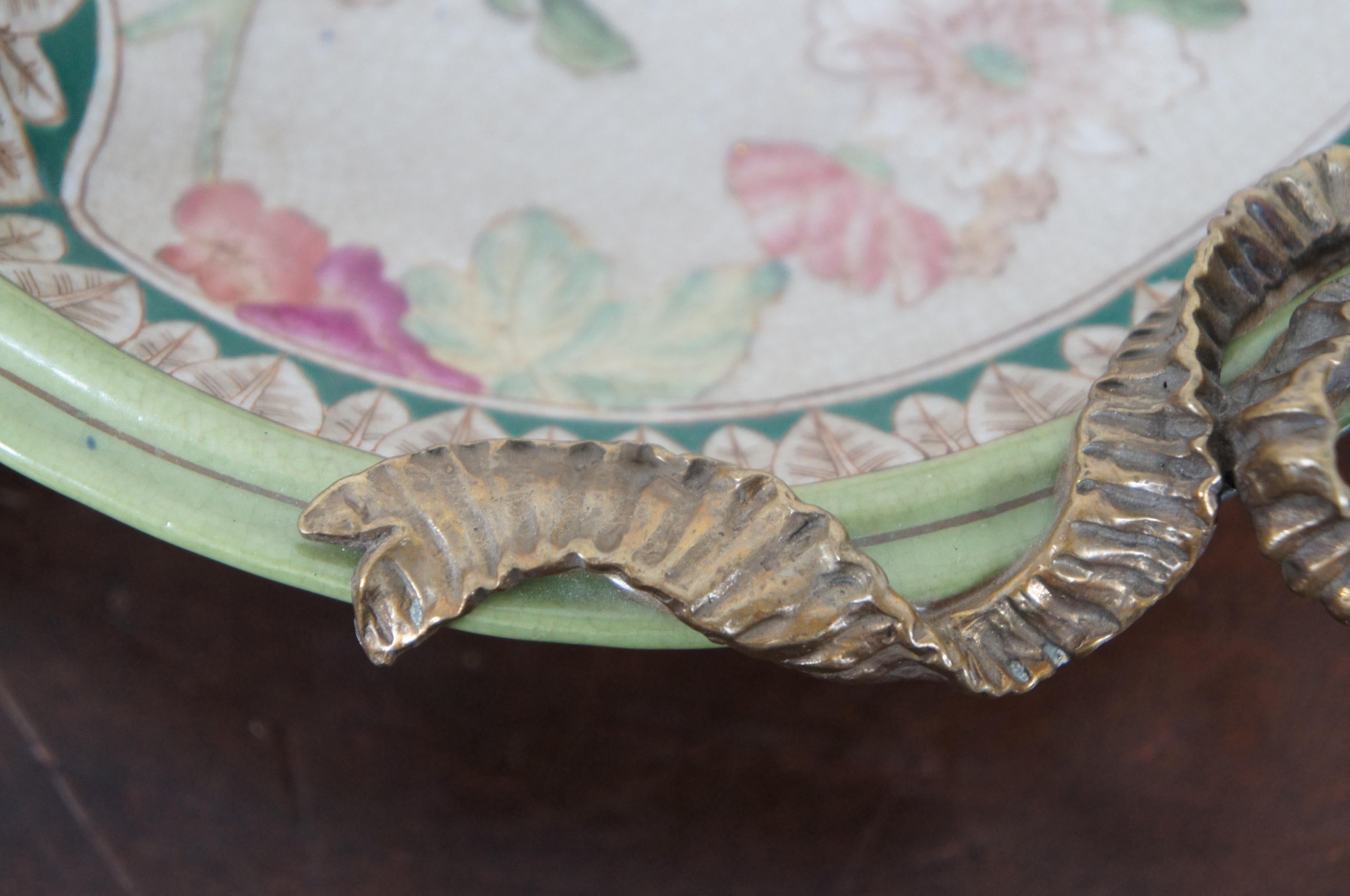 Plateau ovale néoclassique sur pied à fleurs en porcelaine et bronze Wong Lee 6