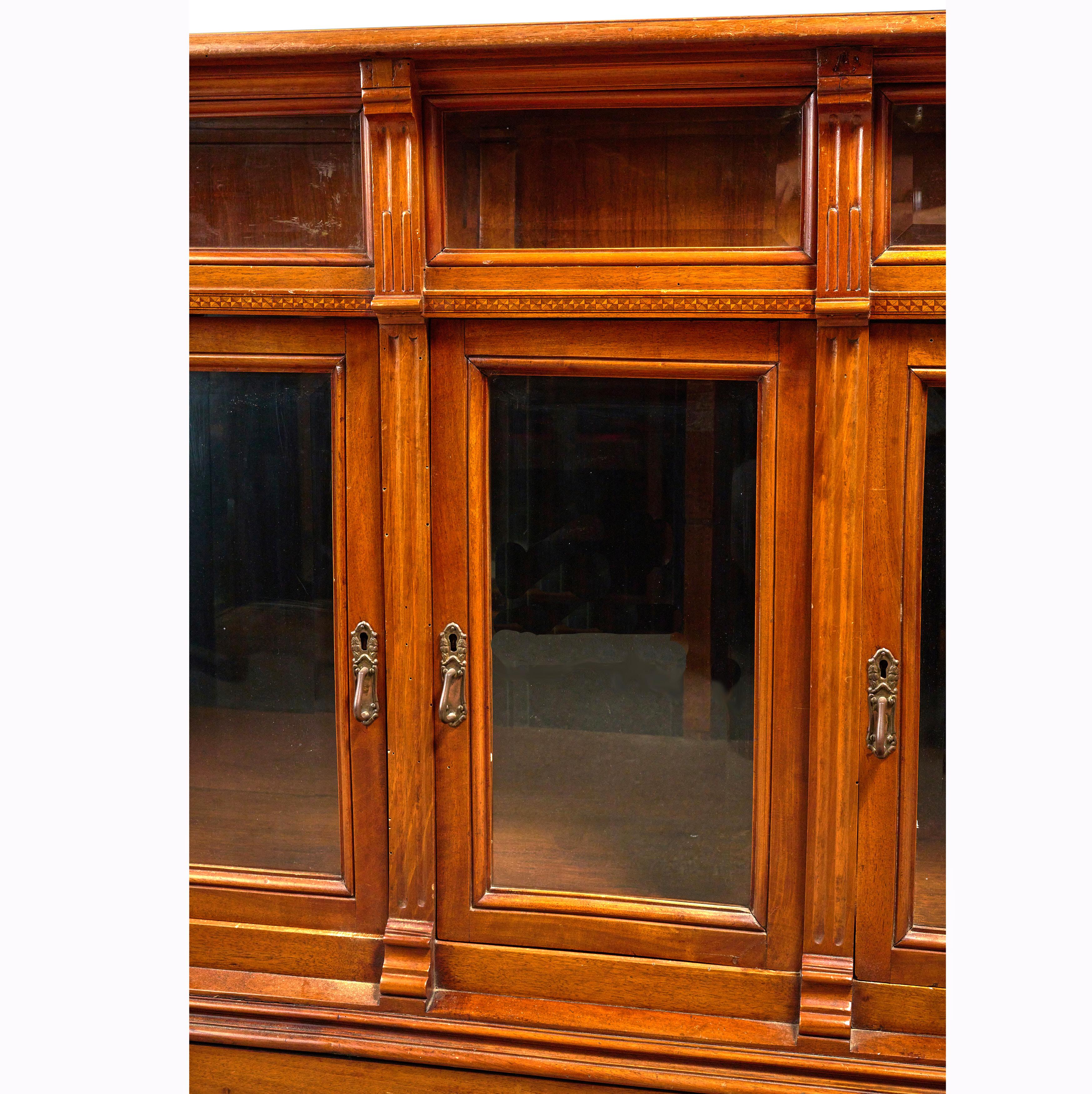Wood and Beveled Glass Vitrine In Good Condition For Sale In Chicago, IL