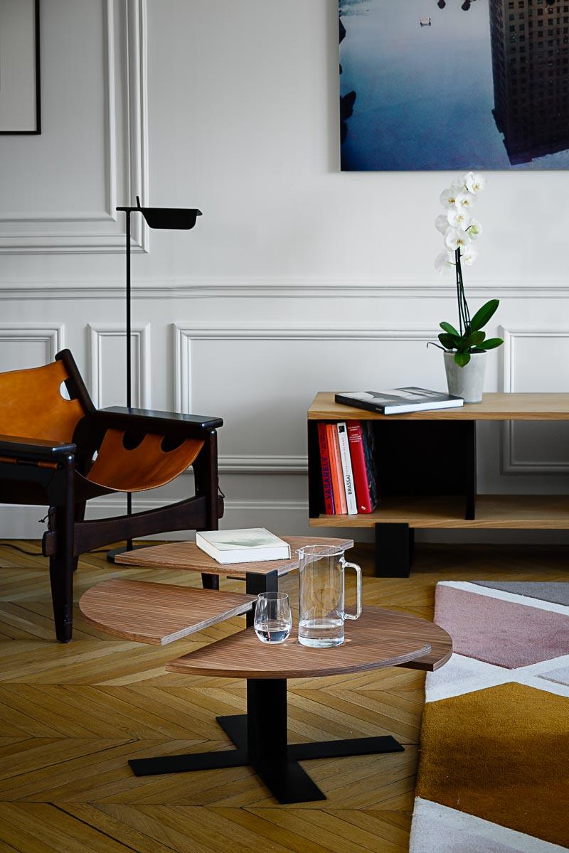 Table basse en bois et acier noir de style mi-siècle moderne en vente 6