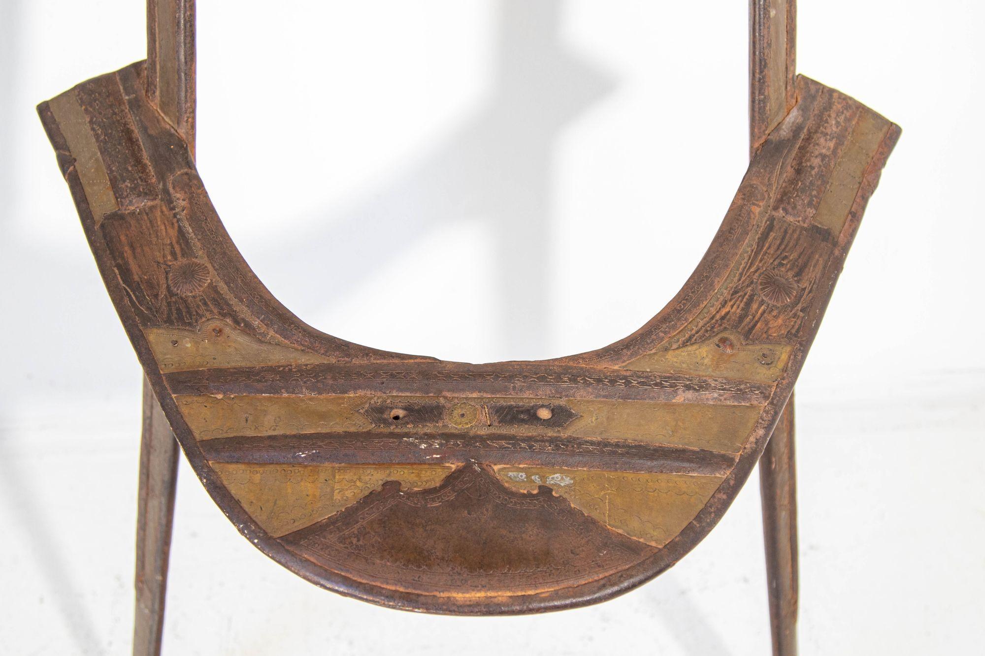 Wood and Brass Antique 19th Century Middle Eastern Camel Seat Saddle For Sale 9