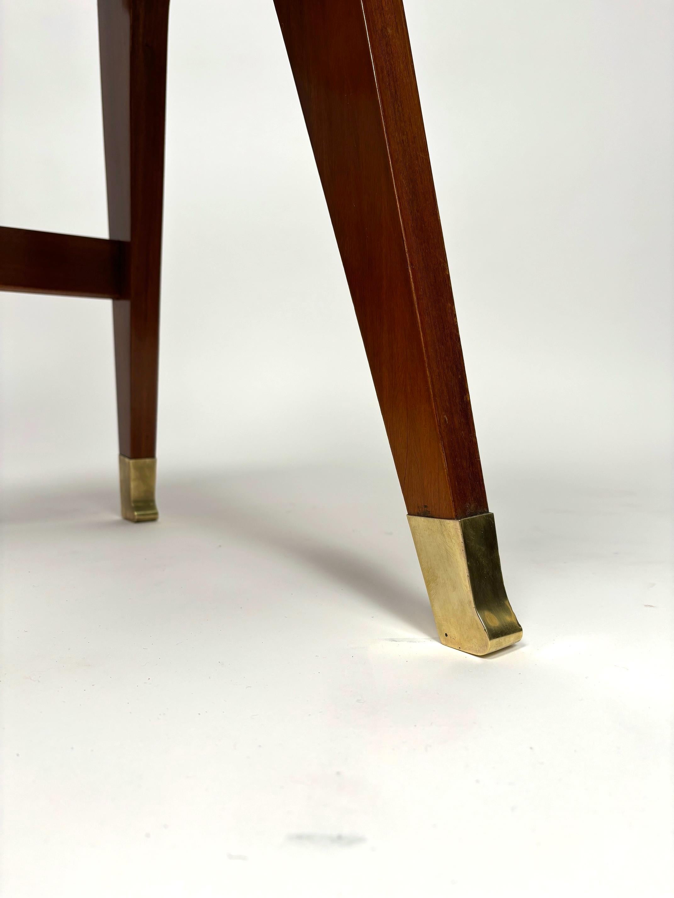 Wood and brass Desk by Vittorio Dassi, Italy, 1950s en vente 1
