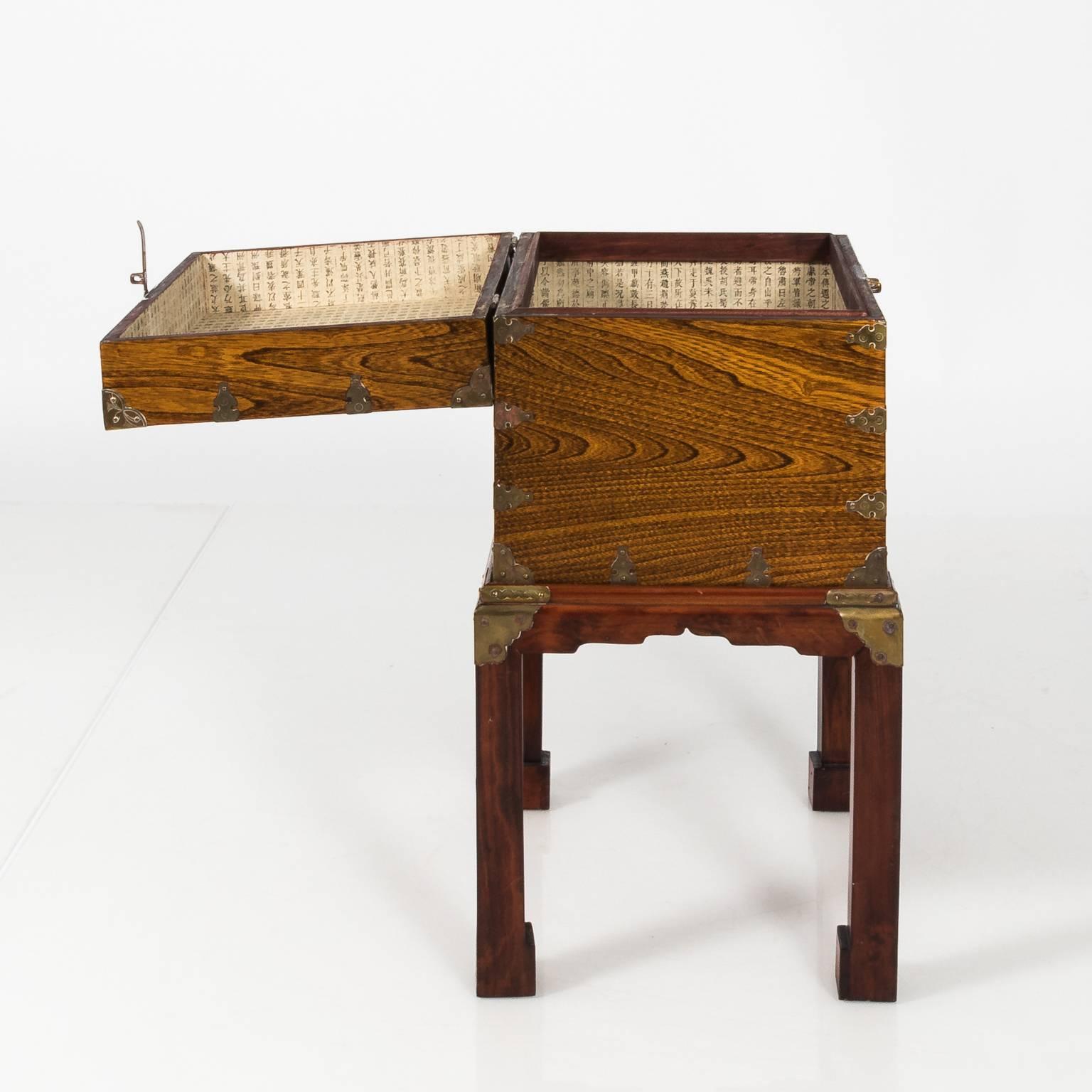 Baule giapponese in legno e ottone 5