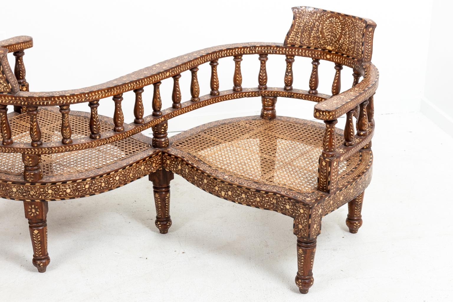 20th Century Wood and Camel Bone Tete on Tete For Sale