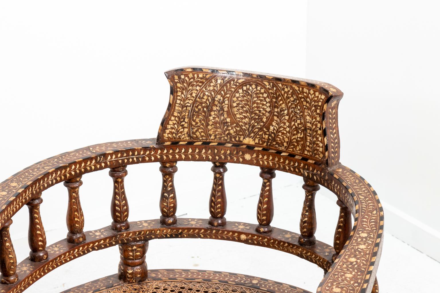 Wood and Camel Bone Tete on Tete For Sale 1