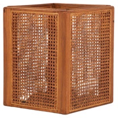 Papelera o cubo de basura de madera y caña, Siglo XX