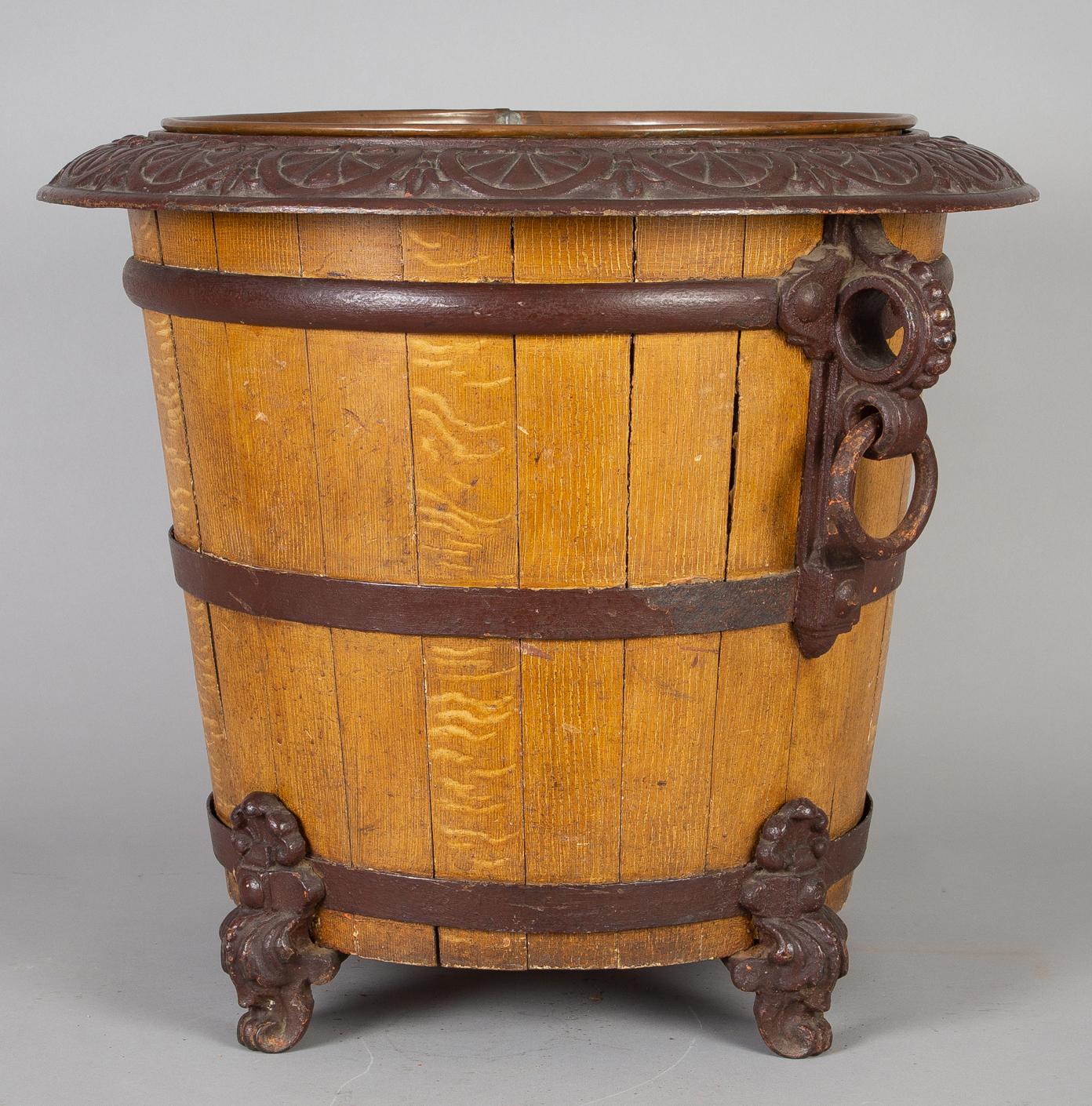 Wood and Cast Iron Jardinière or Log Container In Good Condition For Sale In Sheffield, MA