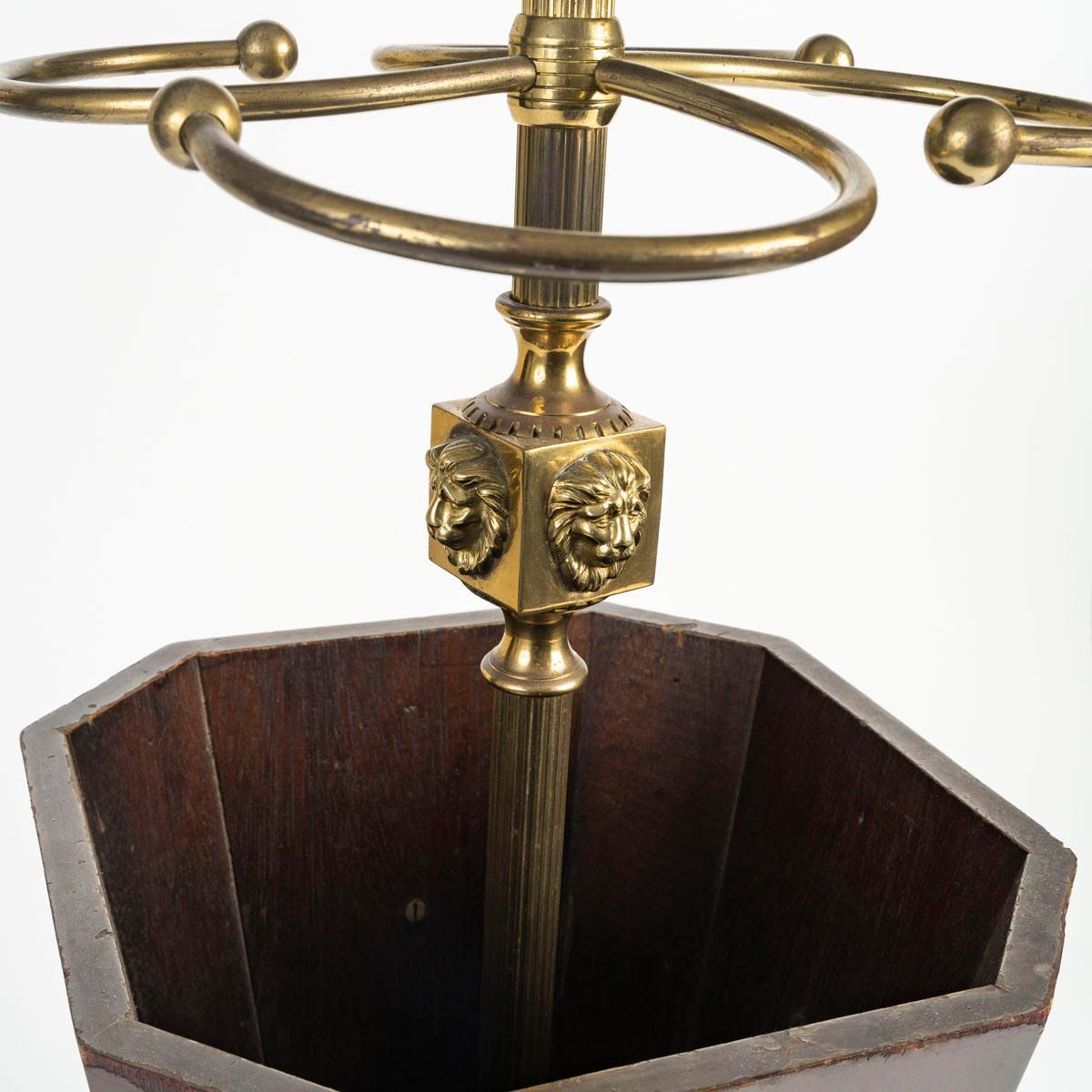 Stand Umbrella en Wood et laiton doré, 20e siècle. Bon état - En vente à Saint-Ouen, FR