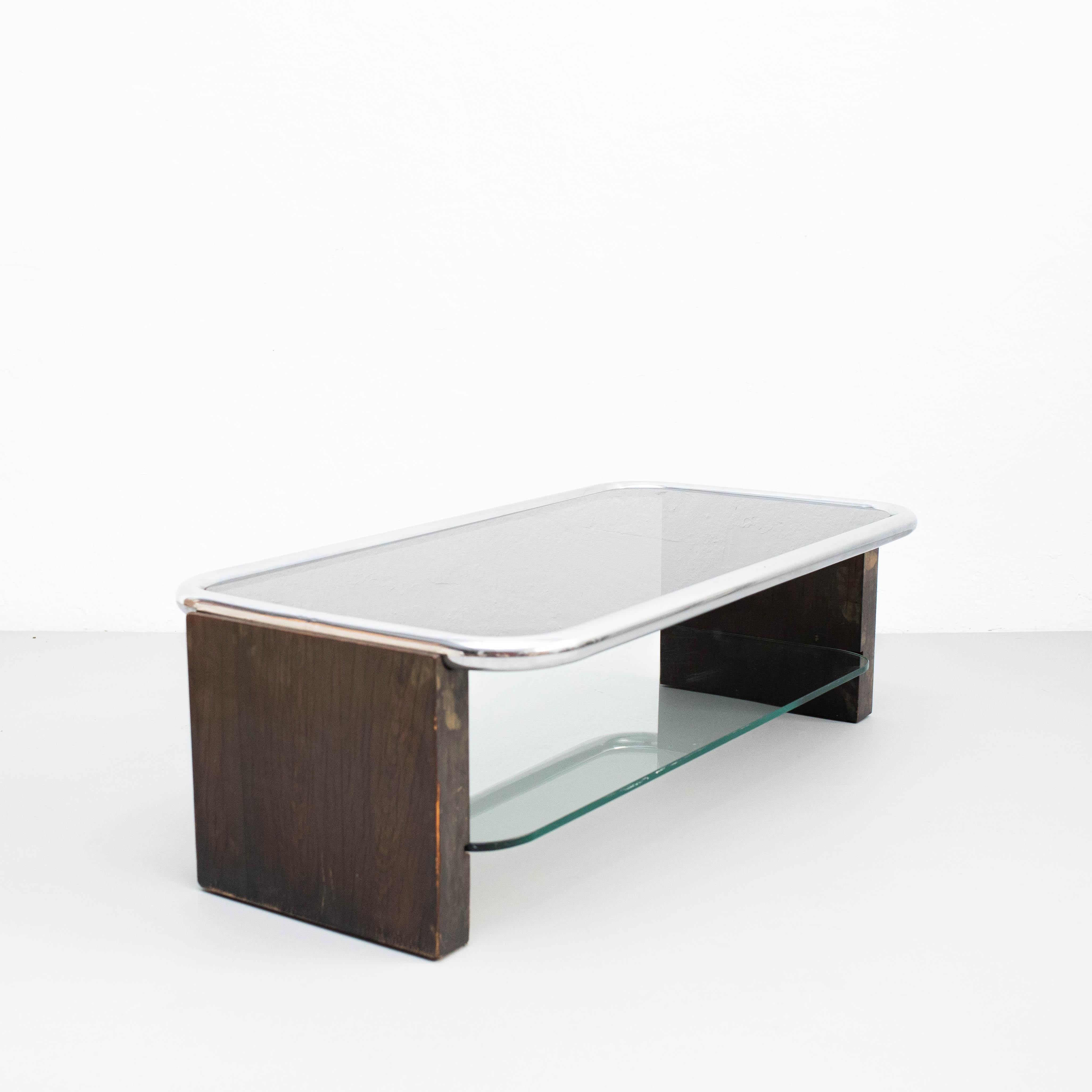 Wood and Glass Coffee Table, Circa 1950  In Good Condition For Sale In Barcelona, Barcelona