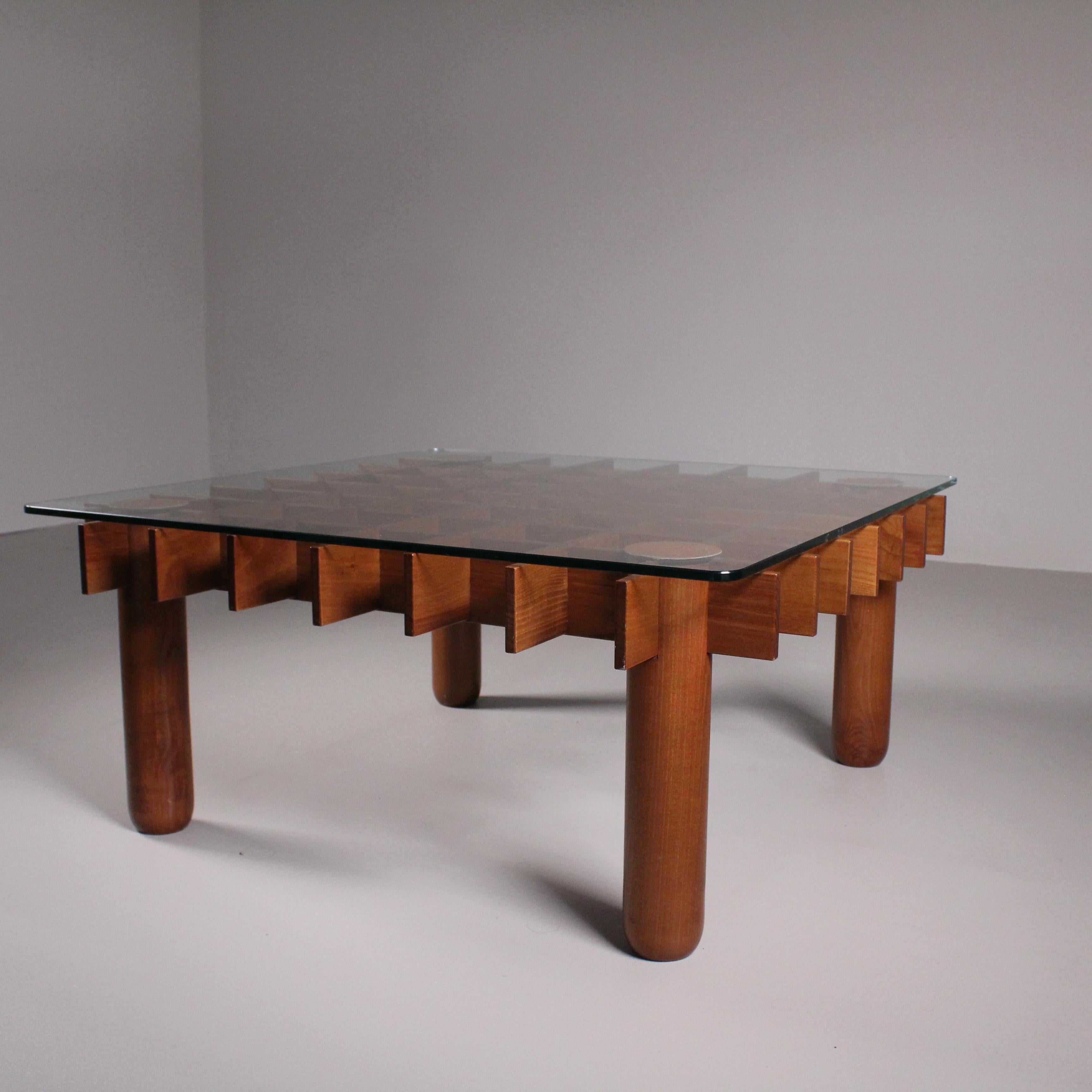 Wood and glass Coffee Table For Sale 5