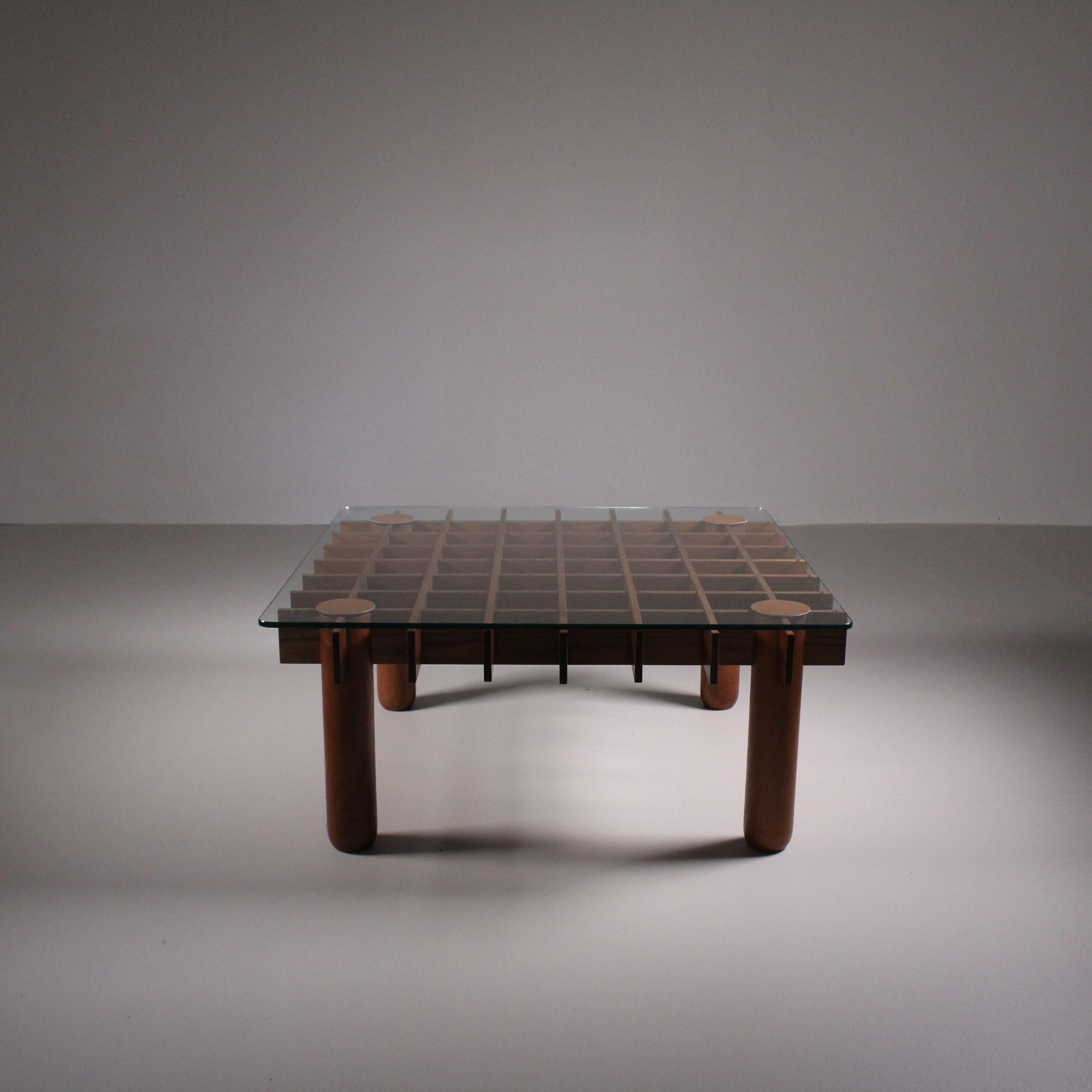 Low table In wood and glass.