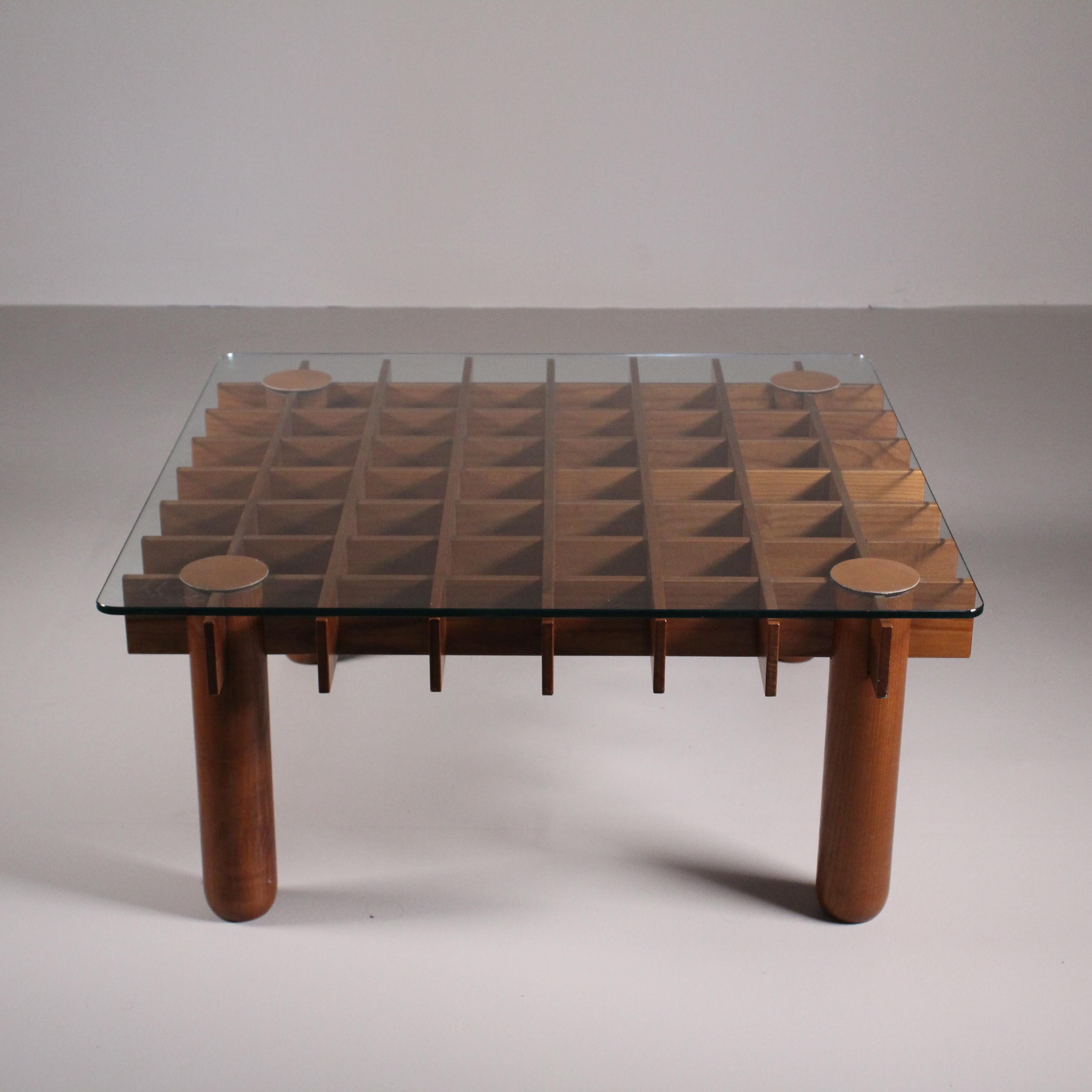 Wood and glass Coffee Table For Sale 2