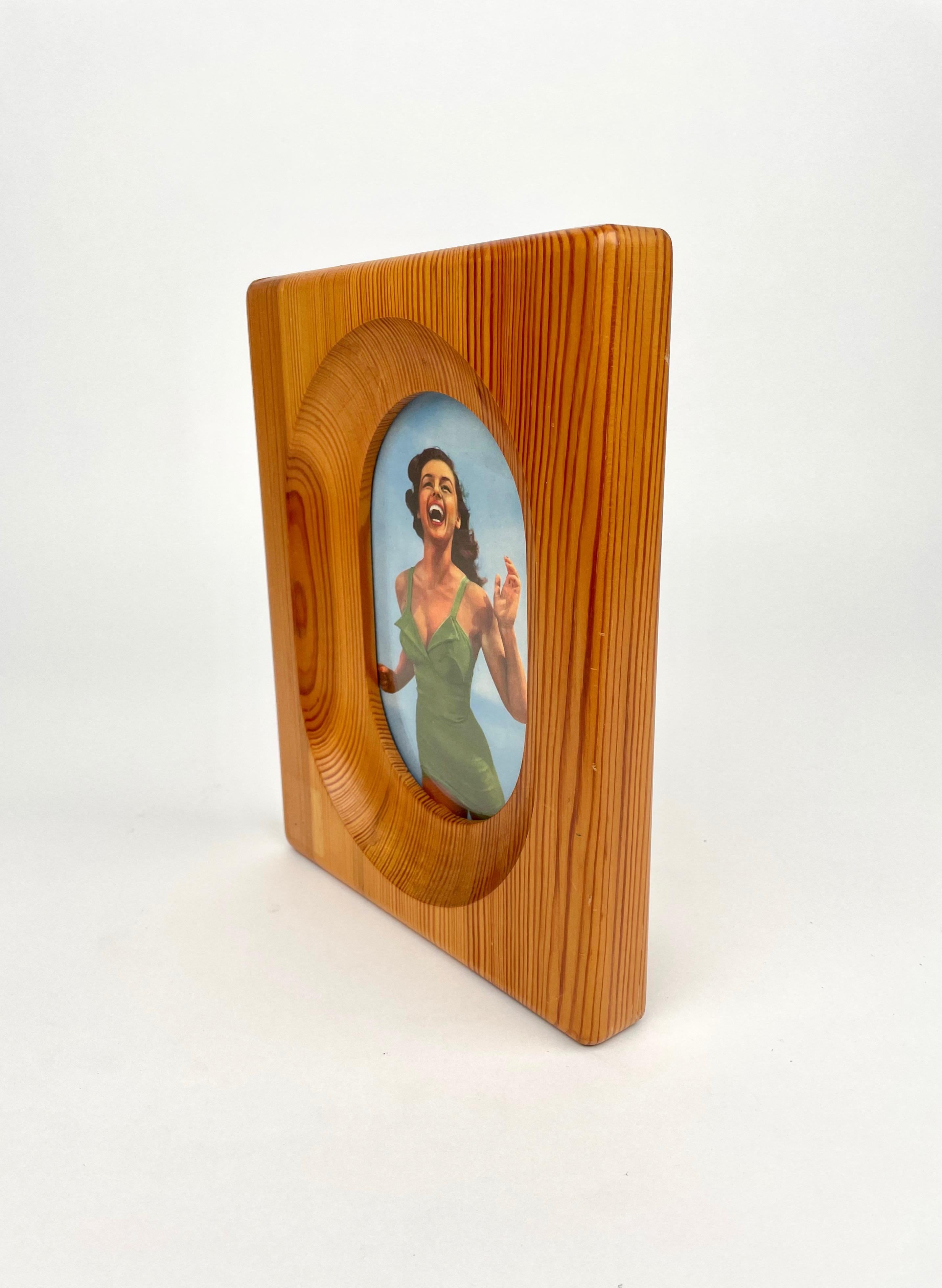 Wood and Glass Picture Frame by Alvar Aalto for Artek Italy, 1960s In Good Condition For Sale In Rome, IT