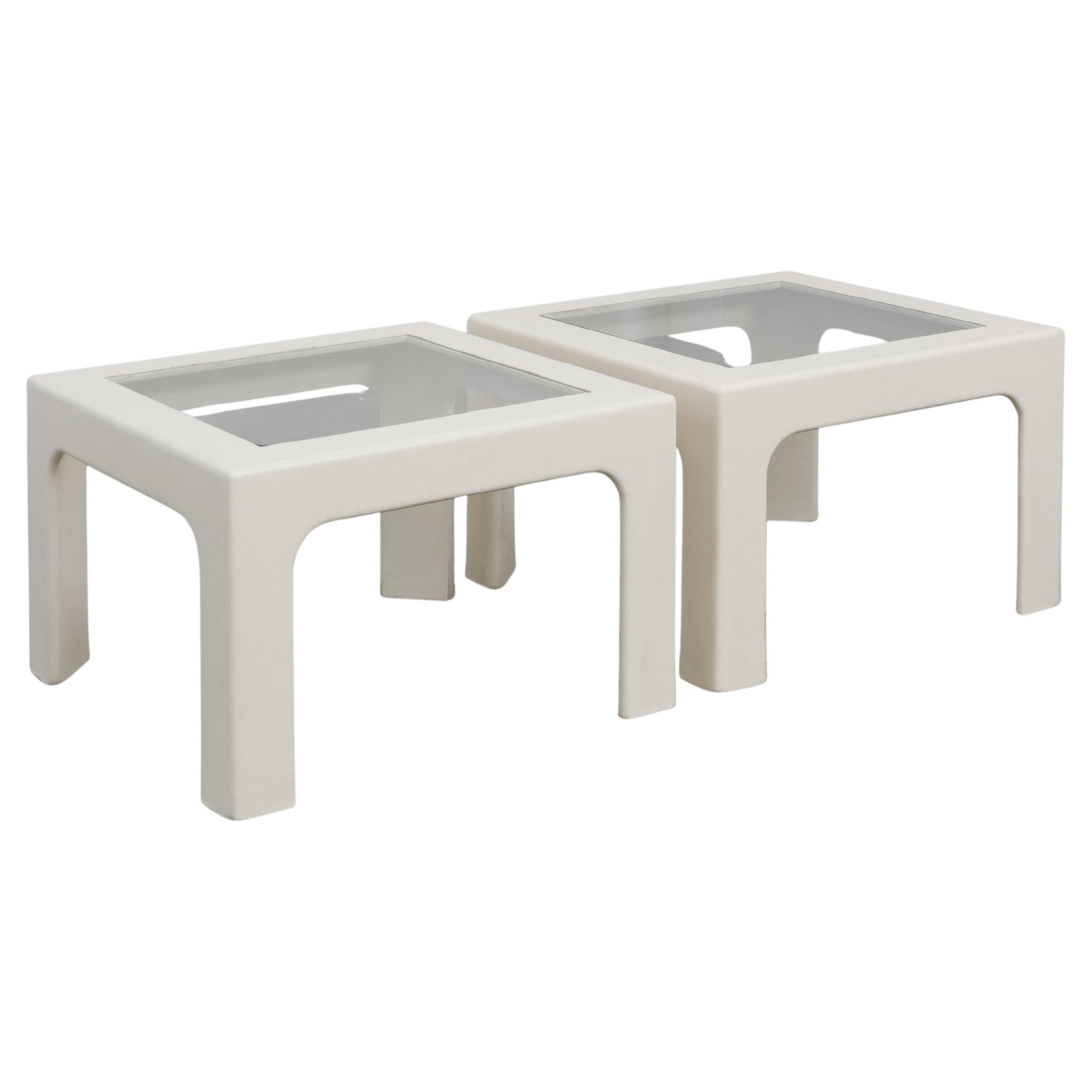 Table d'appoint en bois et verre, c.C. 1970 en vente