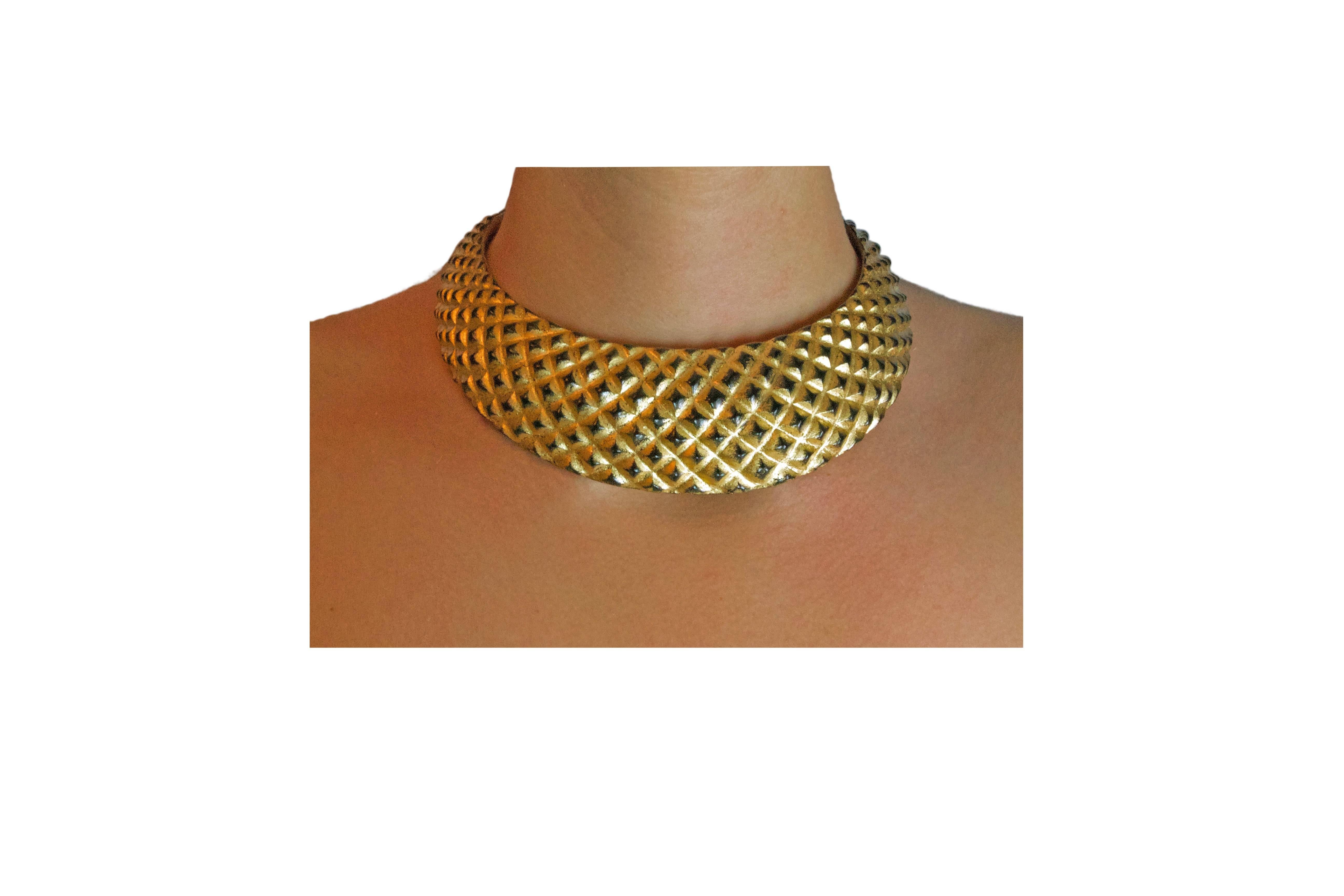 Wood and Gold Leaf Cuff Bracelet Choker Necklace Parure Set For Sale 5