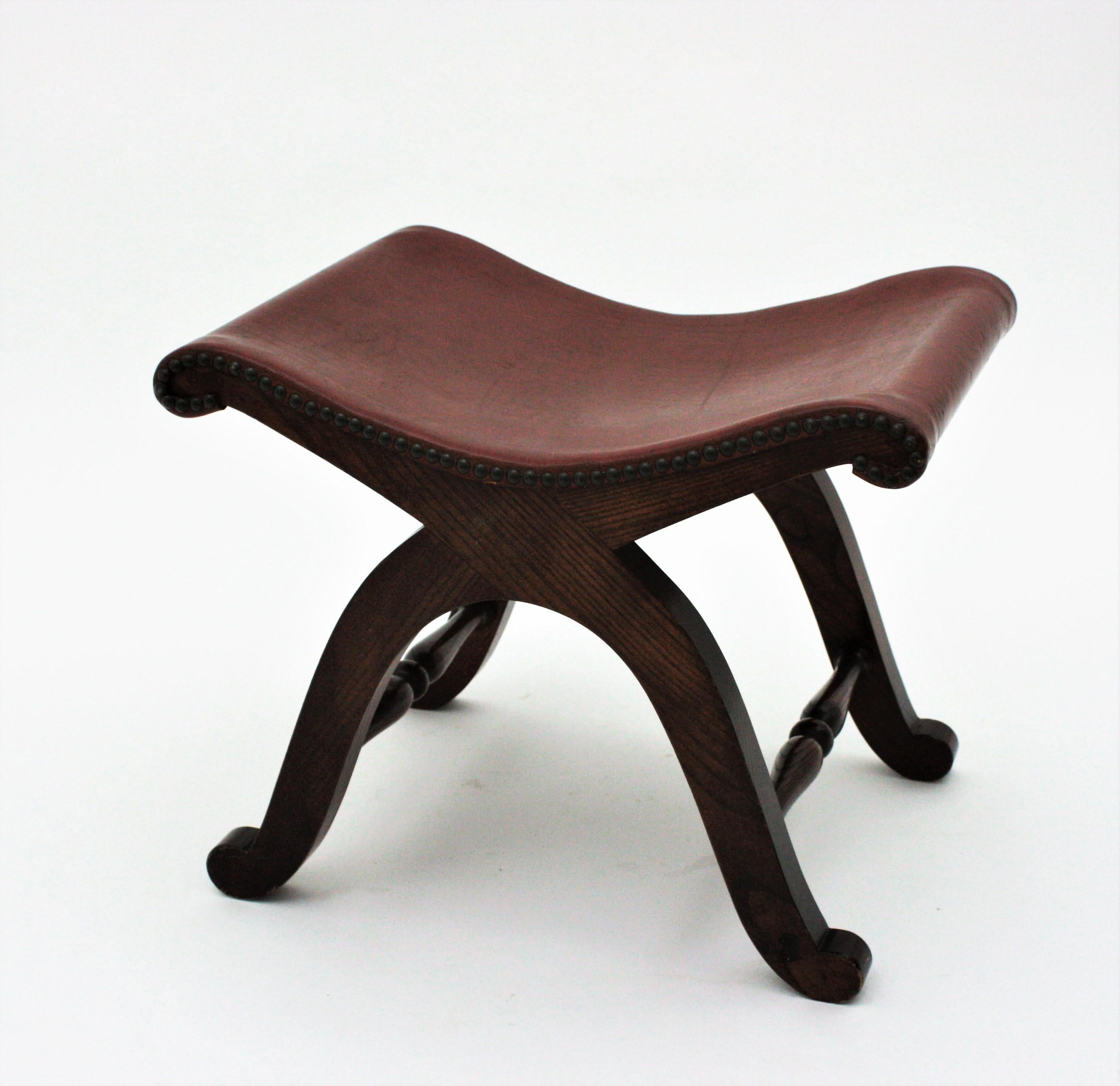 Curule Stool by Pierre Lottier for Valenti, Wood and Leather In Good Condition For Sale In Barcelona, ES