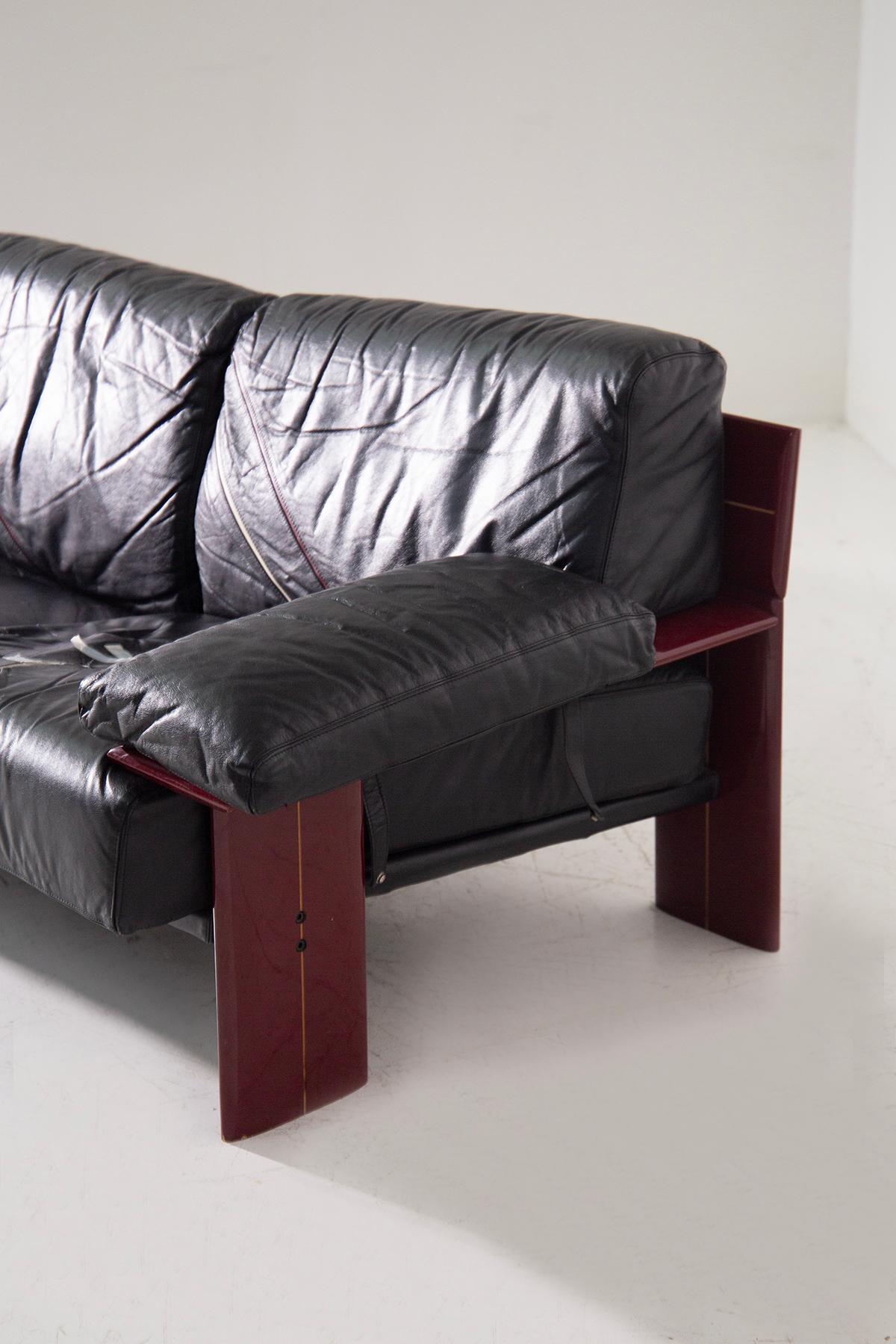 Wood and Leather Rare Sormani Sofa In condizioni buone in vendita a Milano, IT