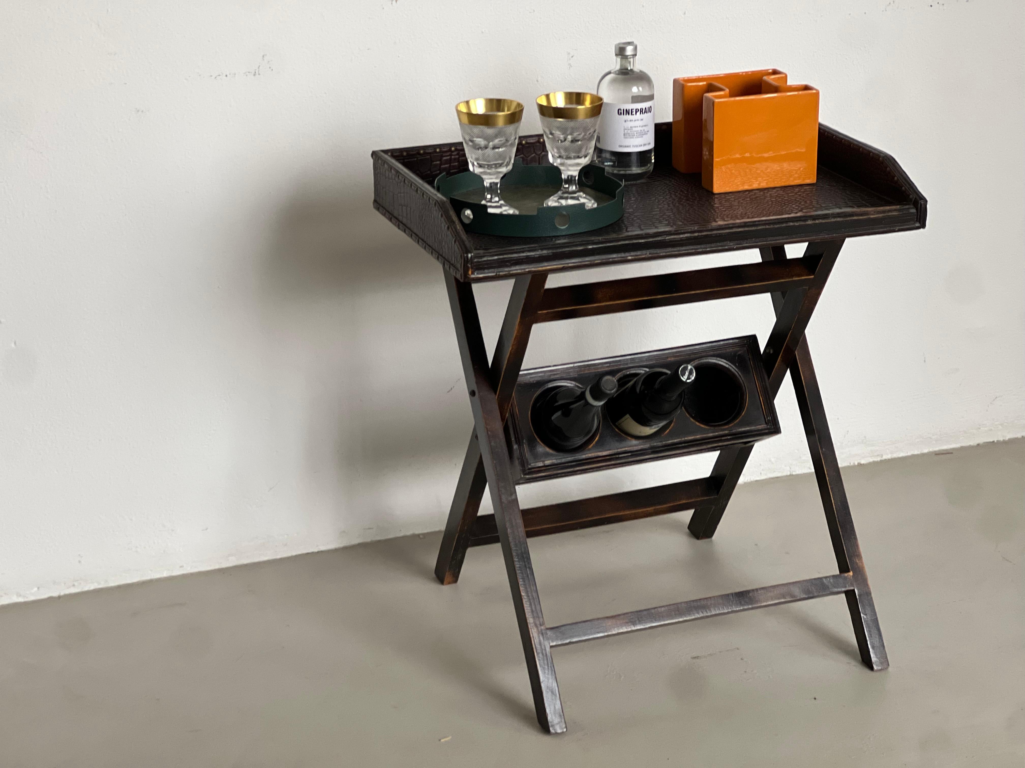 holz und leder serviert tablett, cocktail bar, vintage ecktisch (Italienisch) im Angebot