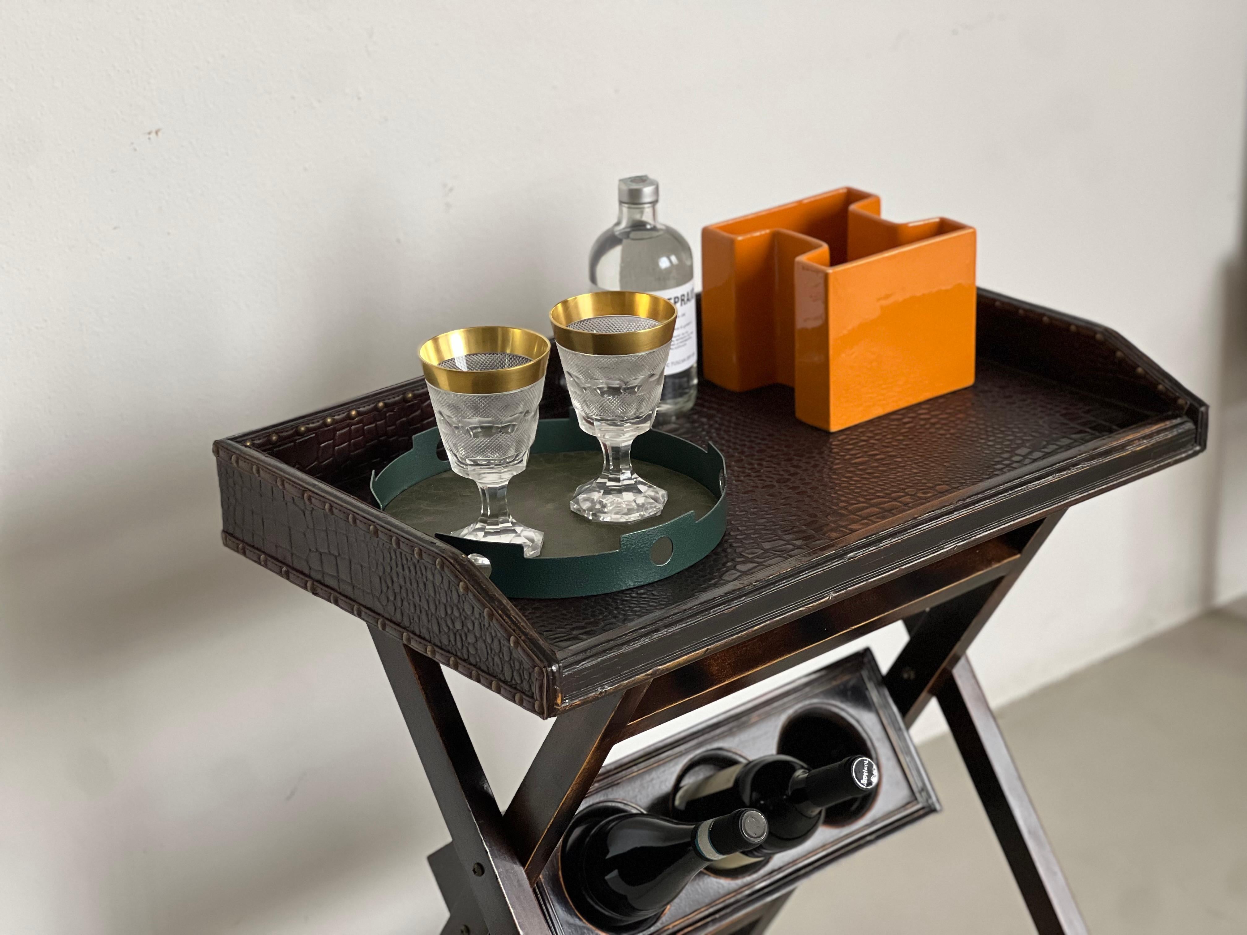 holz und leder serviert tablett, cocktail bar, vintage ecktisch im Angebot 1