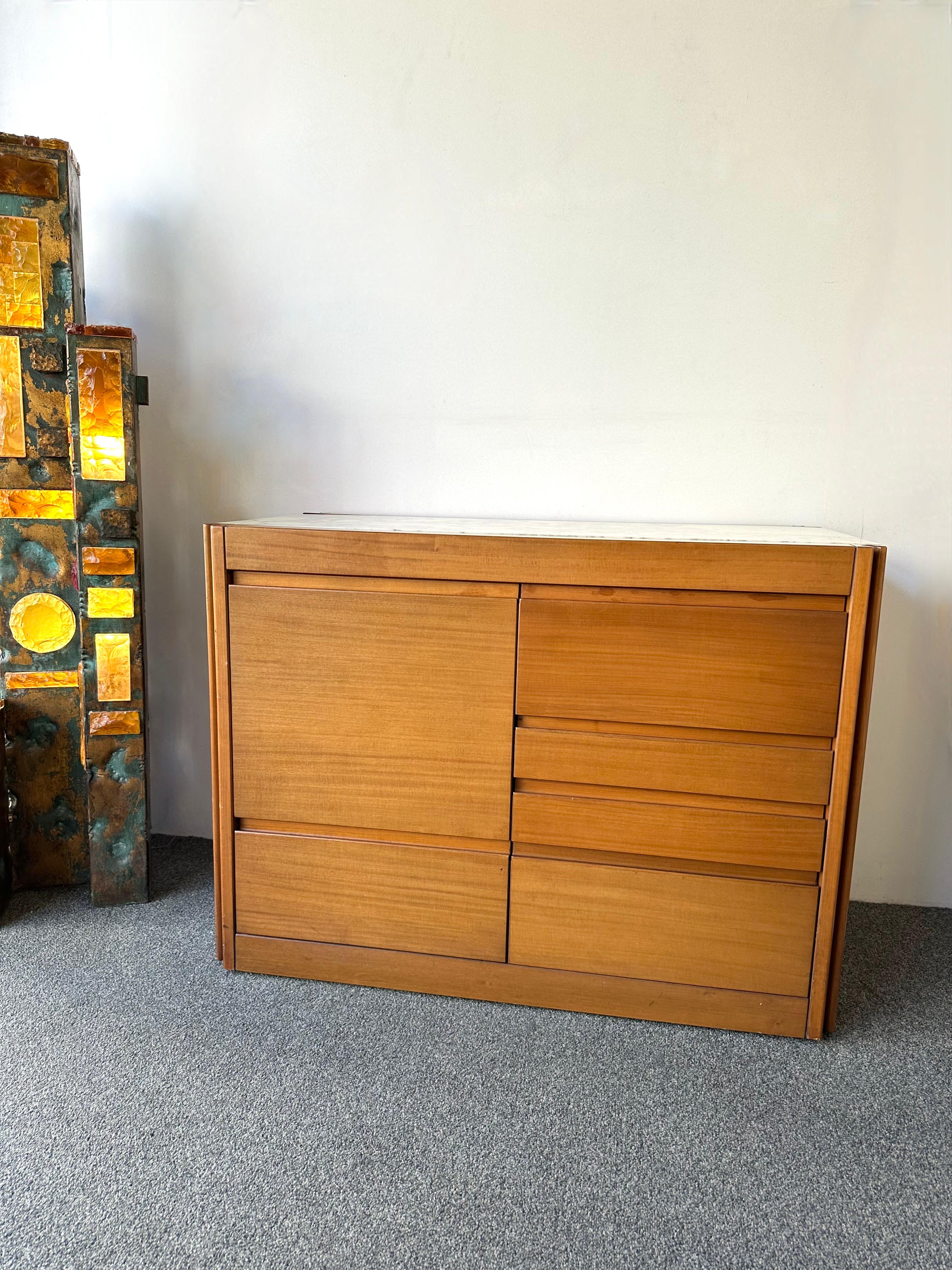 Barwagen aus Holz und Marmor von Angelo Mangiarotti für Molteni, Italien, 1960er Jahre (Moderne der Mitte des Jahrhunderts) im Angebot