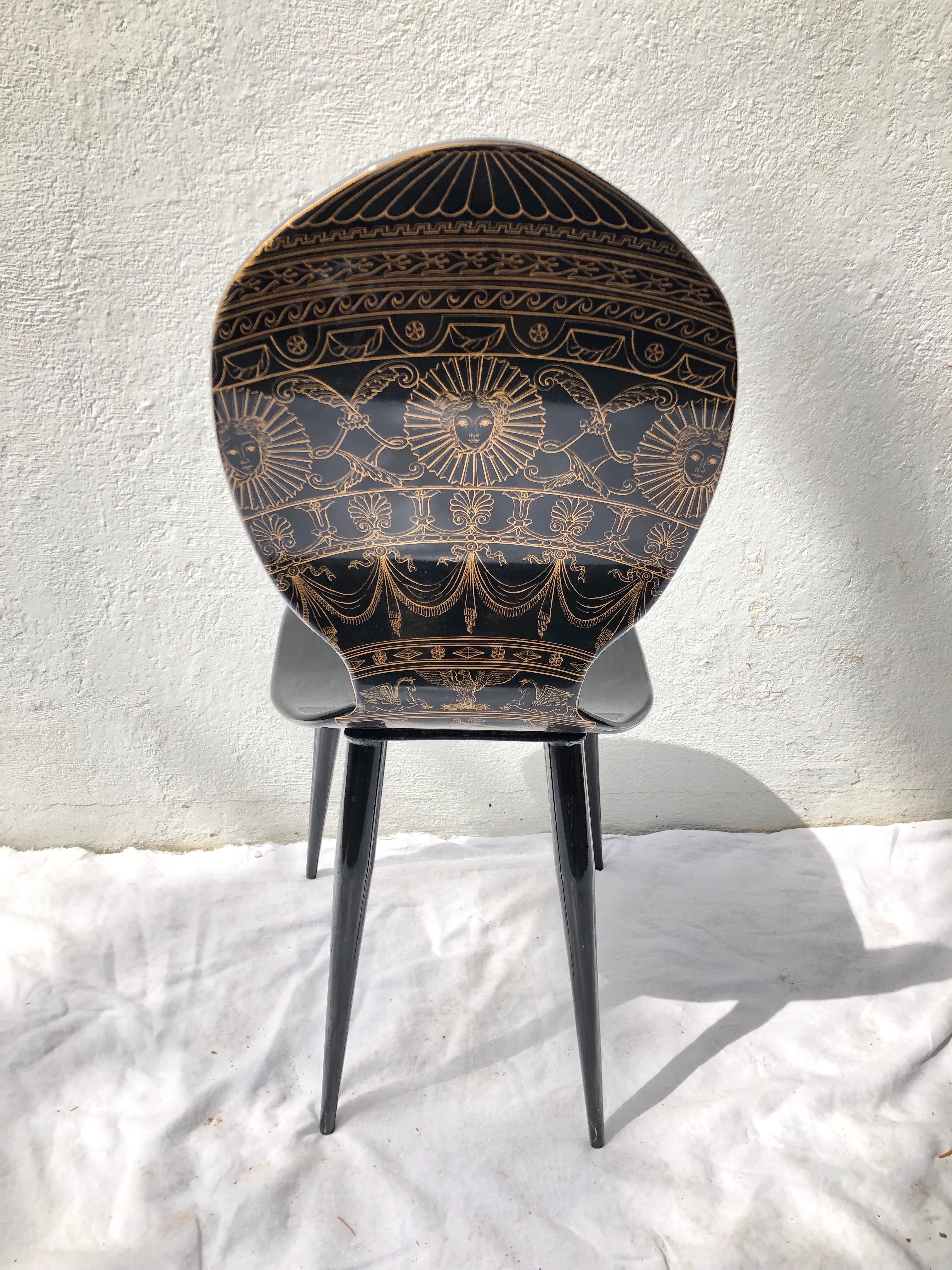 Stuhl „Balloon“ aus Holz und Metall von Piero Fornasetti im Angebot 1