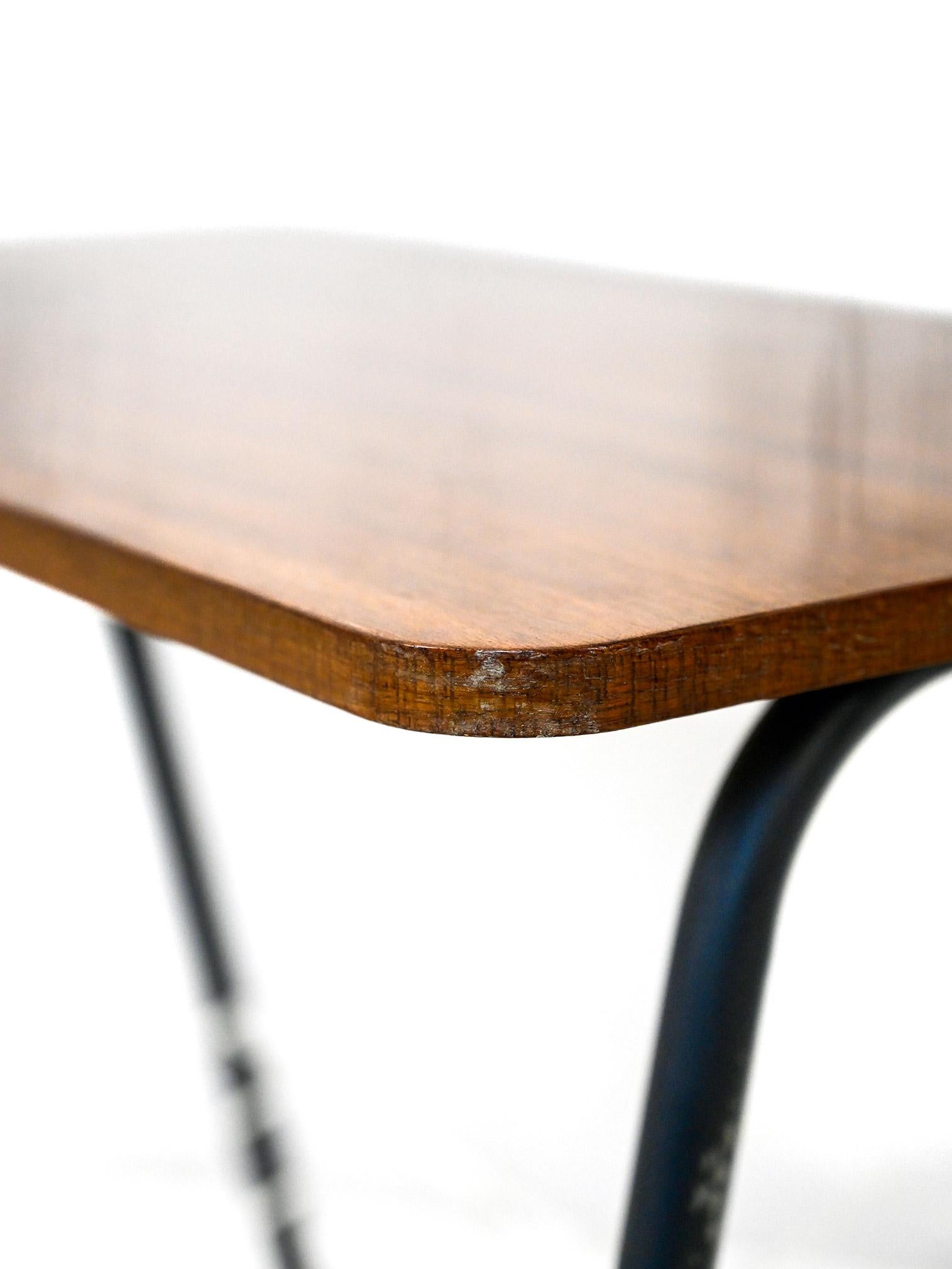 Milieu du XXe siècle Table basse en bois et metal&wood en vente