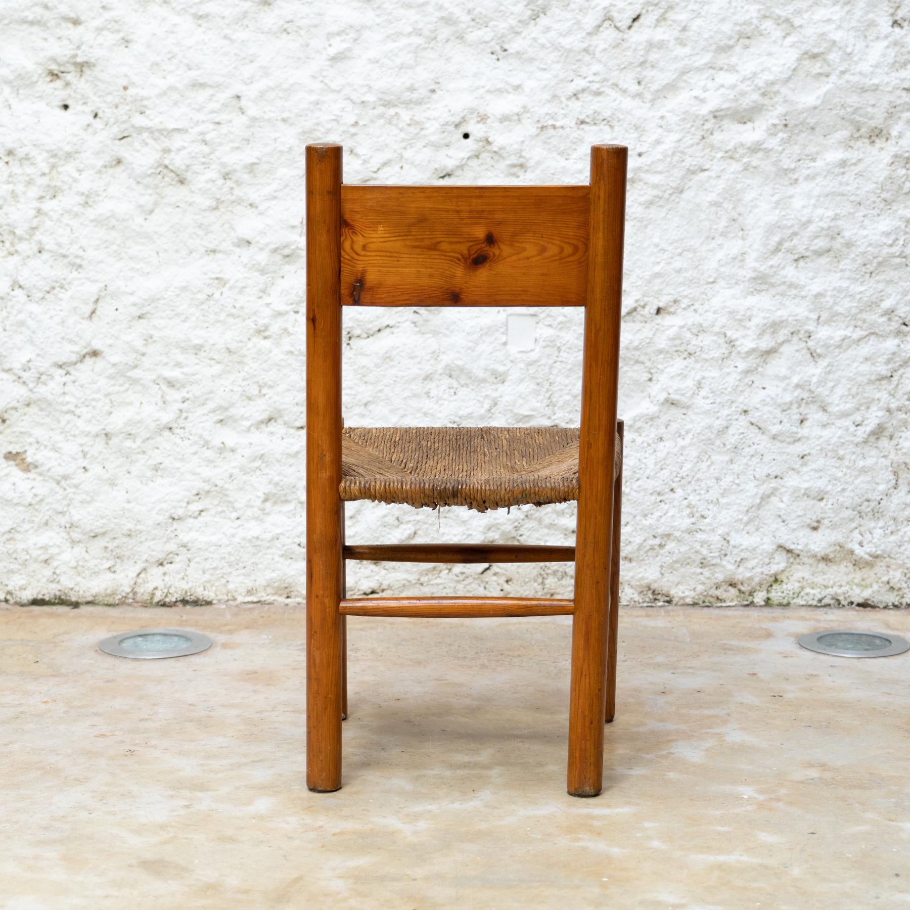 Wood and Rattan Mid Century Modern Chair After Charlotte Perriand, circa 1960 In Good Condition For Sale In Barcelona, ES