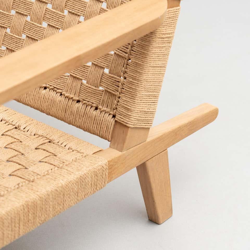 Sessel aus Holz und Seil nach Clara Porset (Moderne der Mitte des Jahrhunderts) im Angebot