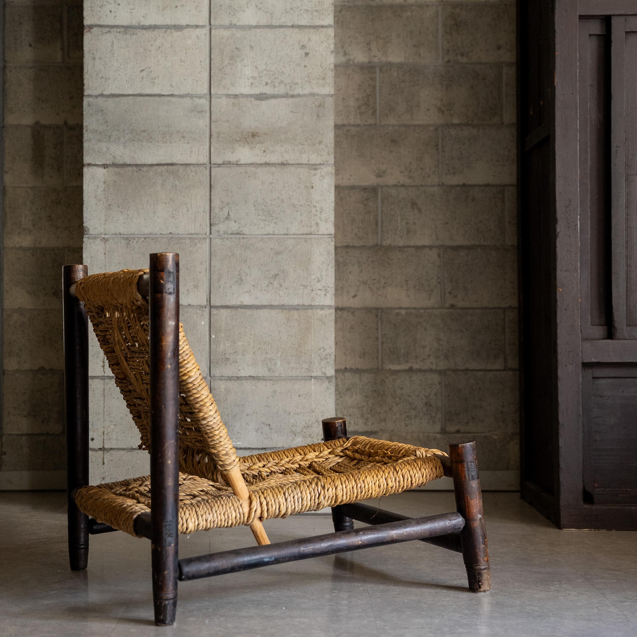 Sedia bassa in legno e corda di Adrien Audoux and Frida Minet, anni '50, Francia in vendita 1