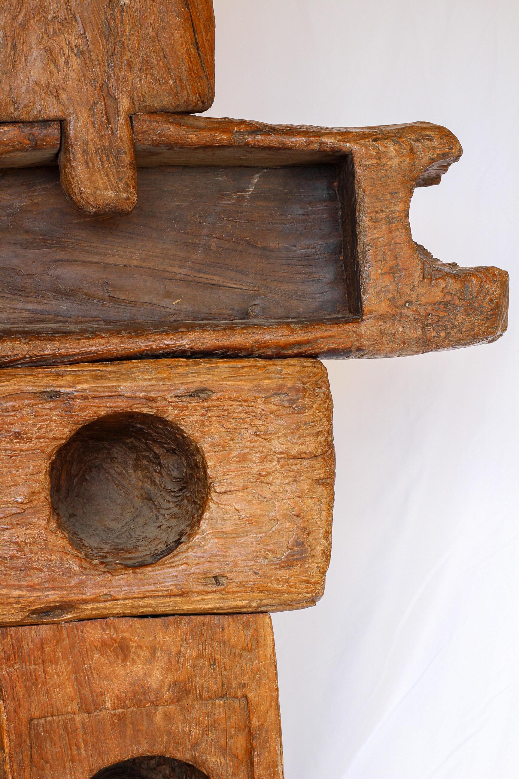 Rustico Totem in legno e acciaio in vendita