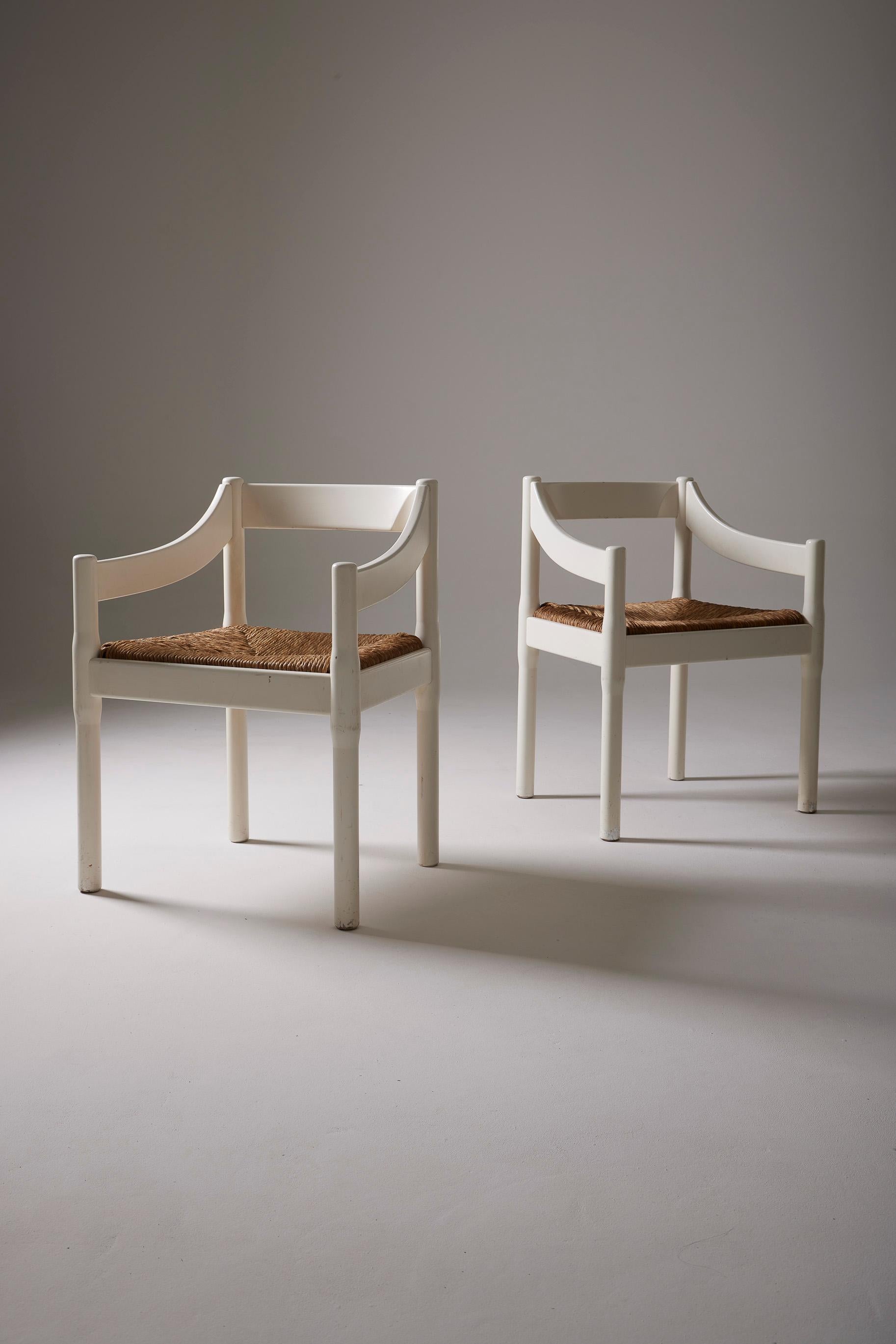  Stuhl aus Holz und Stroh von Vico Magistretti im Angebot 13