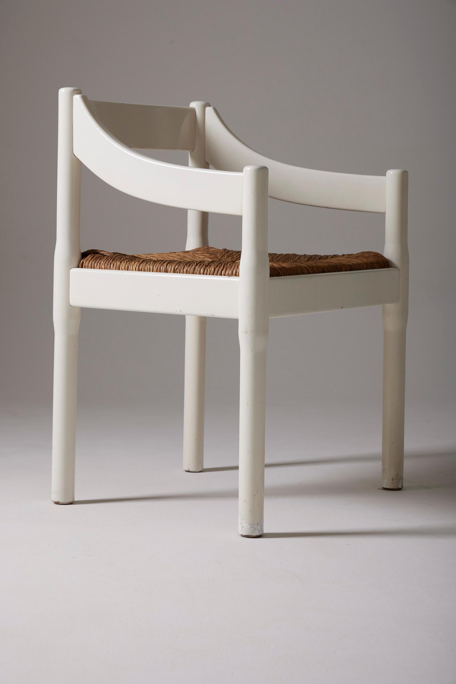  Wood and straw chair by Vico Magistretti For Sale 5