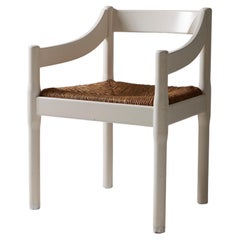 Silla de madera y paja de Vico Magistretti