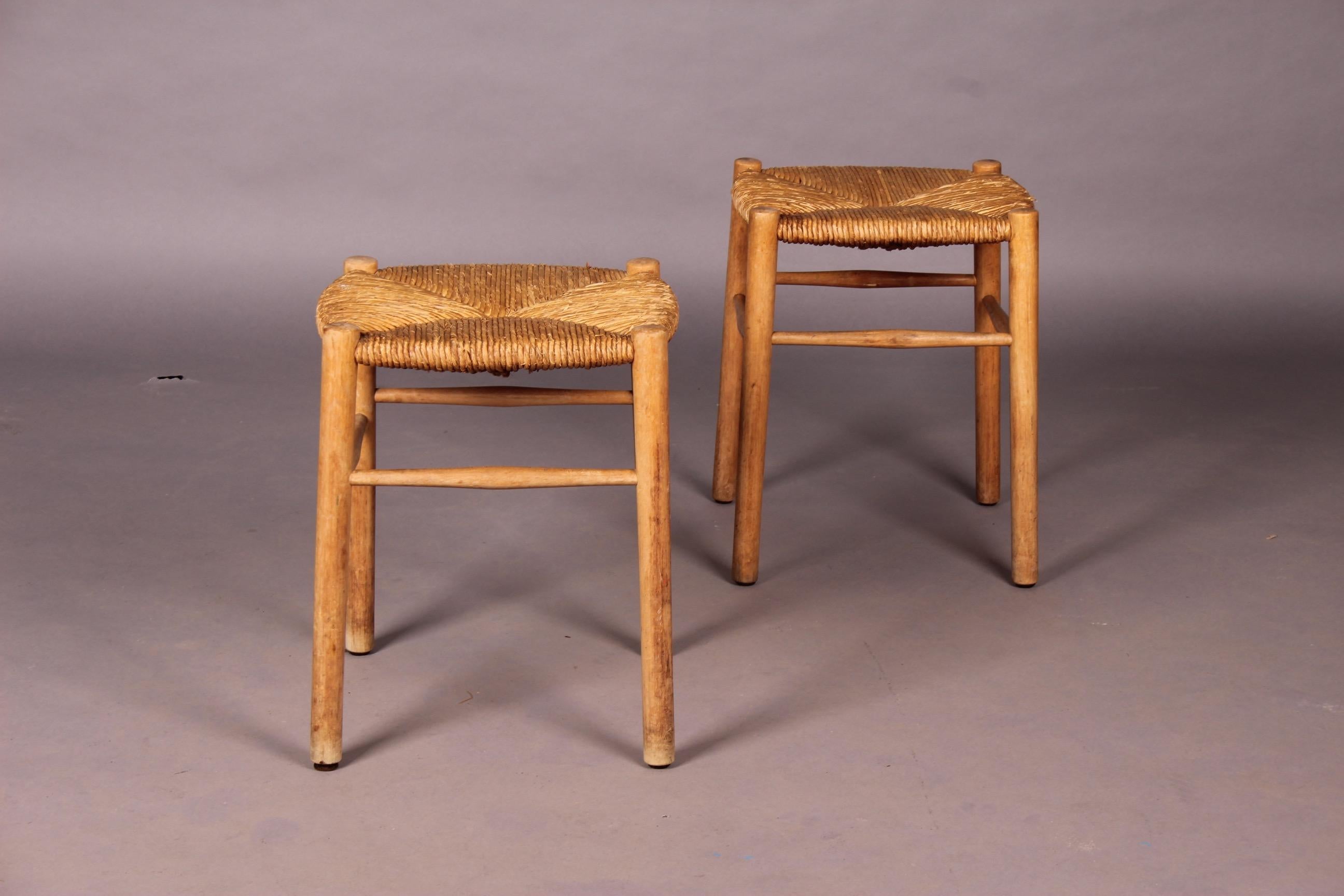Wood and Straw Pair of Stools In Good Condition In grand Lancy, CH
