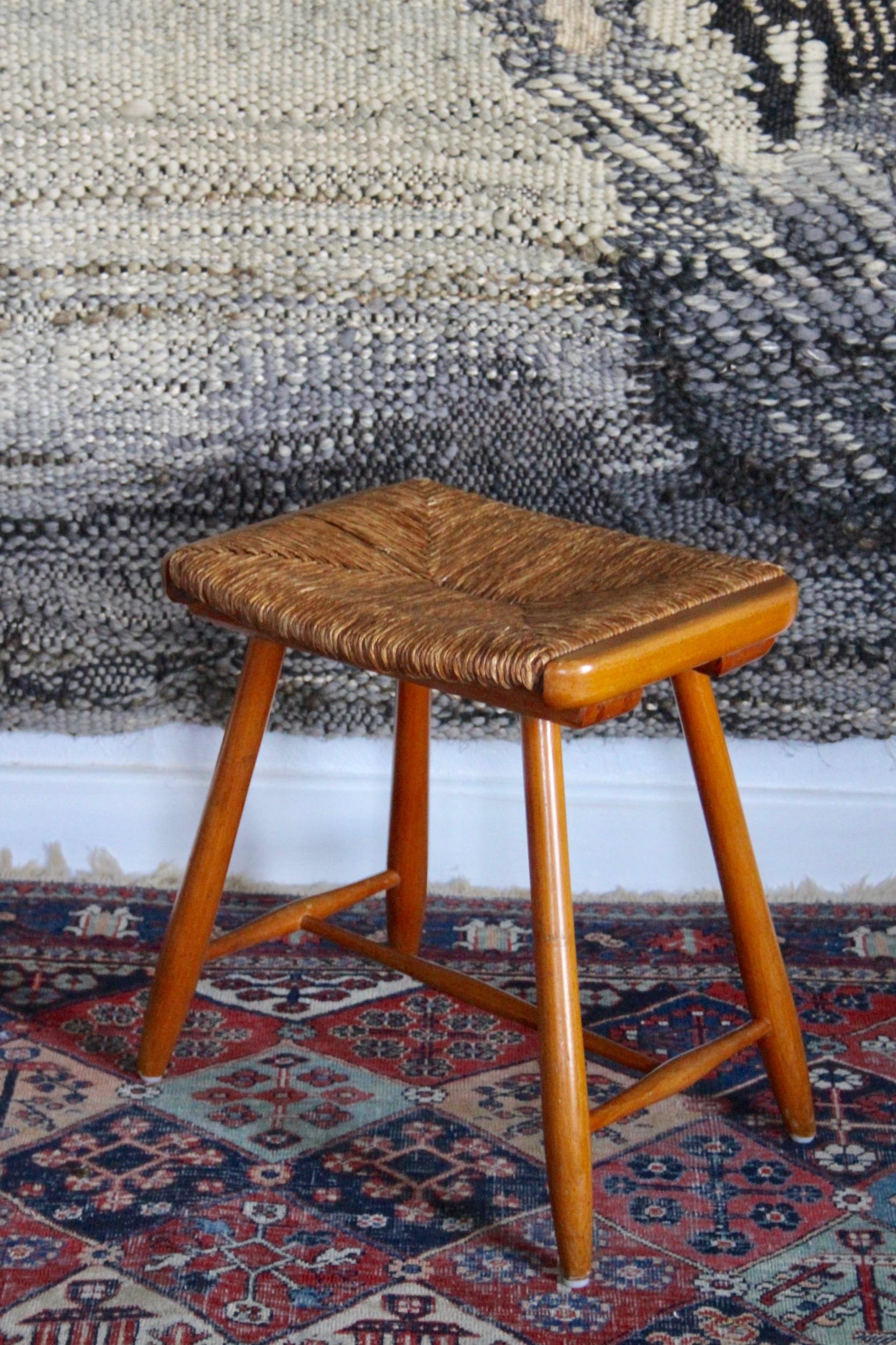 Wood and straw stool For Sale 2