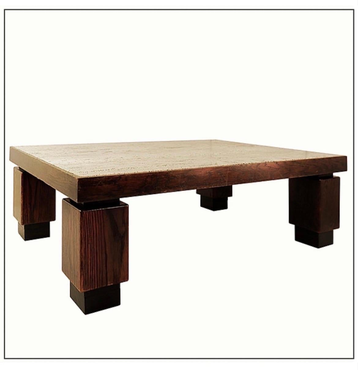 Wood and travertin top large coffee table In Good Condition For Sale In Linkebeek, BE